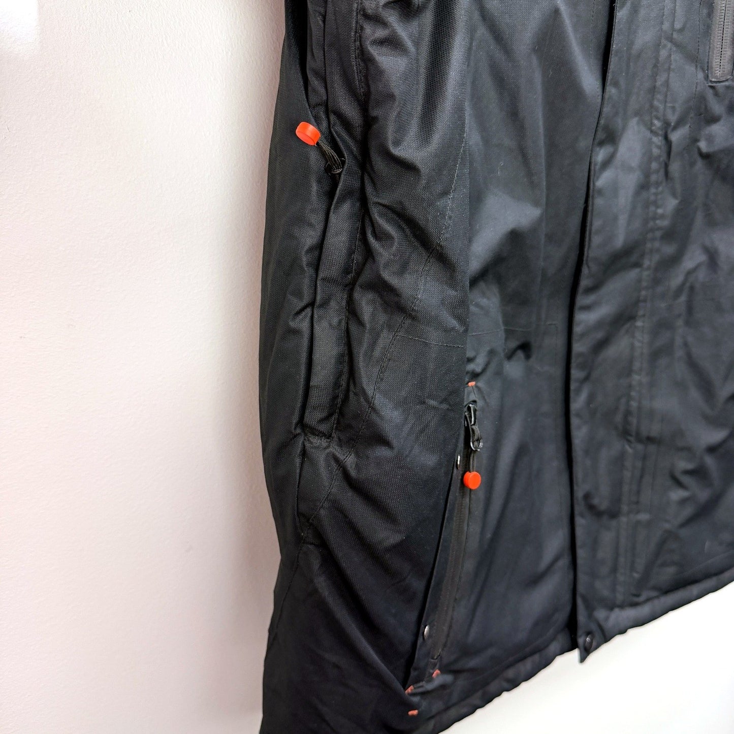 Outdoor Expedition Mens Hooded Jacket in Black Nylon, Size M