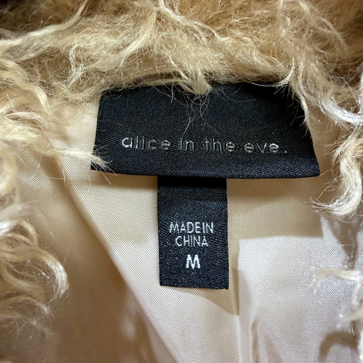 Alice in the Eve Womens Cropped Faux Fur Jacket Oversized Beige Size M