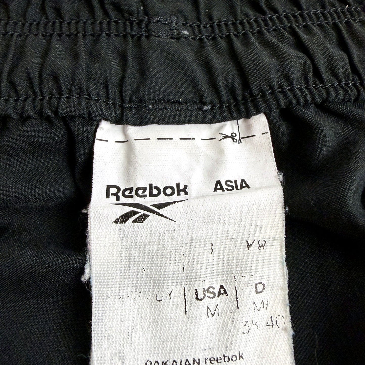 Reebok Womens Athletic Shorts Black Polyester Size M Ukuran M/35-40