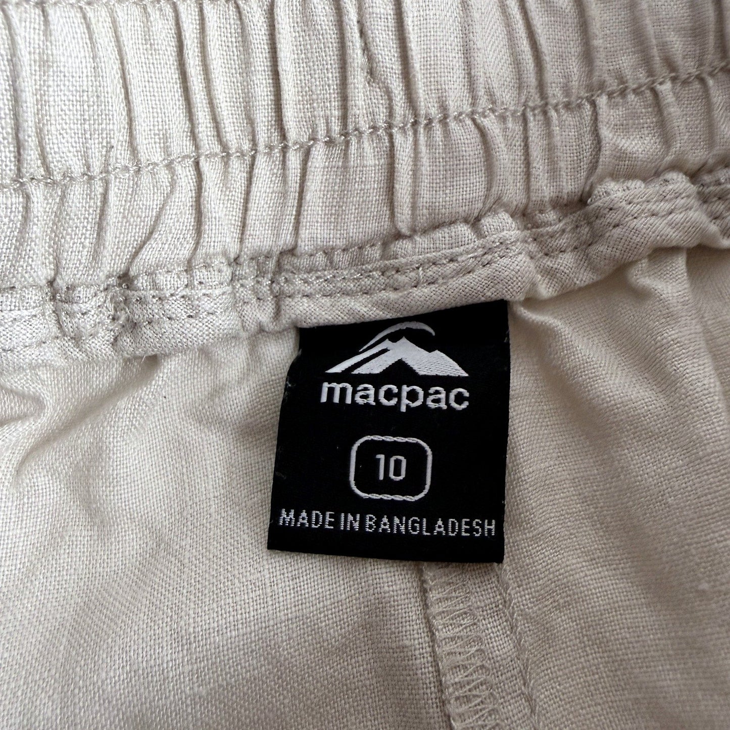 Macpac Womens Linen Shorts - Casual Comfortable Cream Size 10
