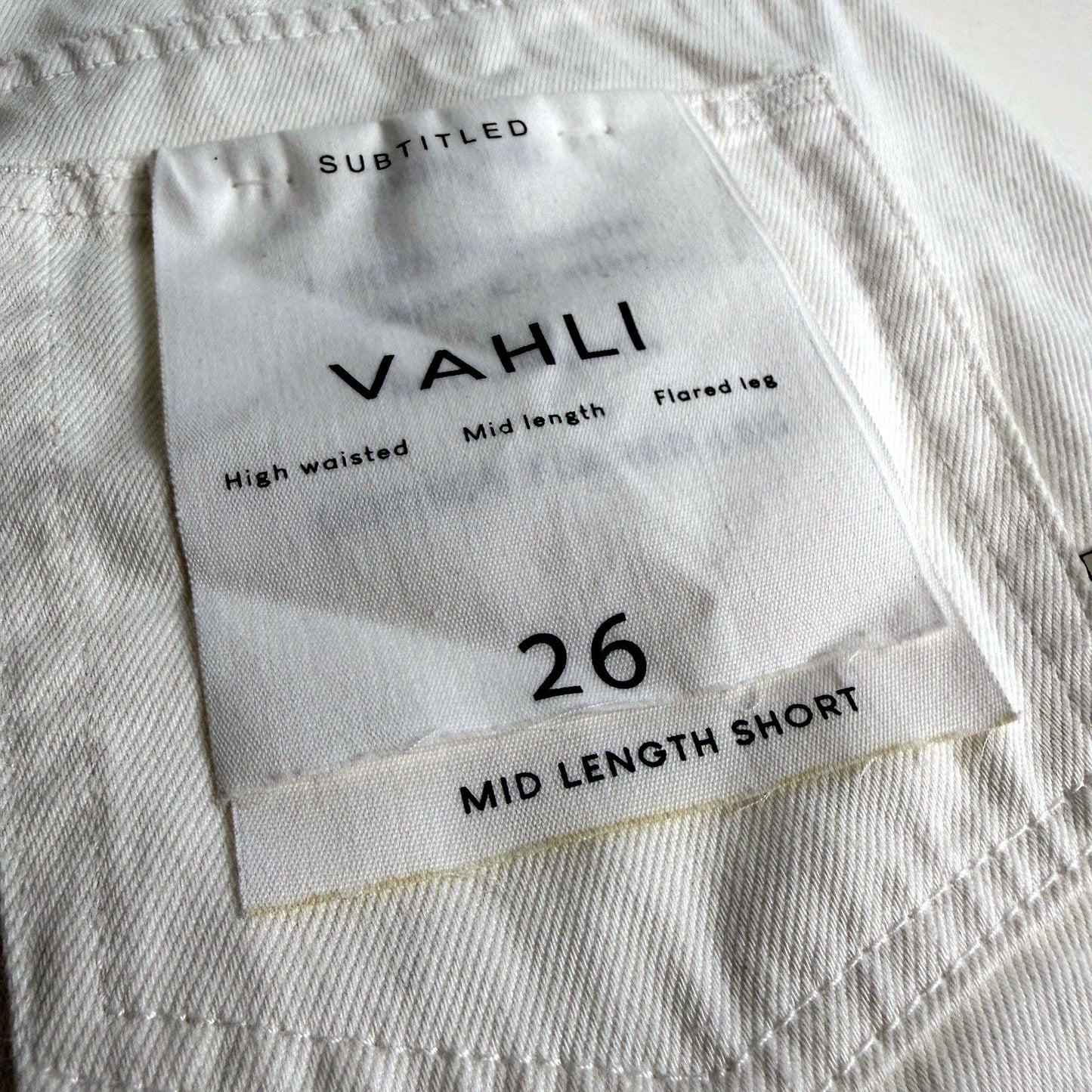 Subtitled Womens Mid Length Recycled Cotton Shorts in White, Size 26 NEW