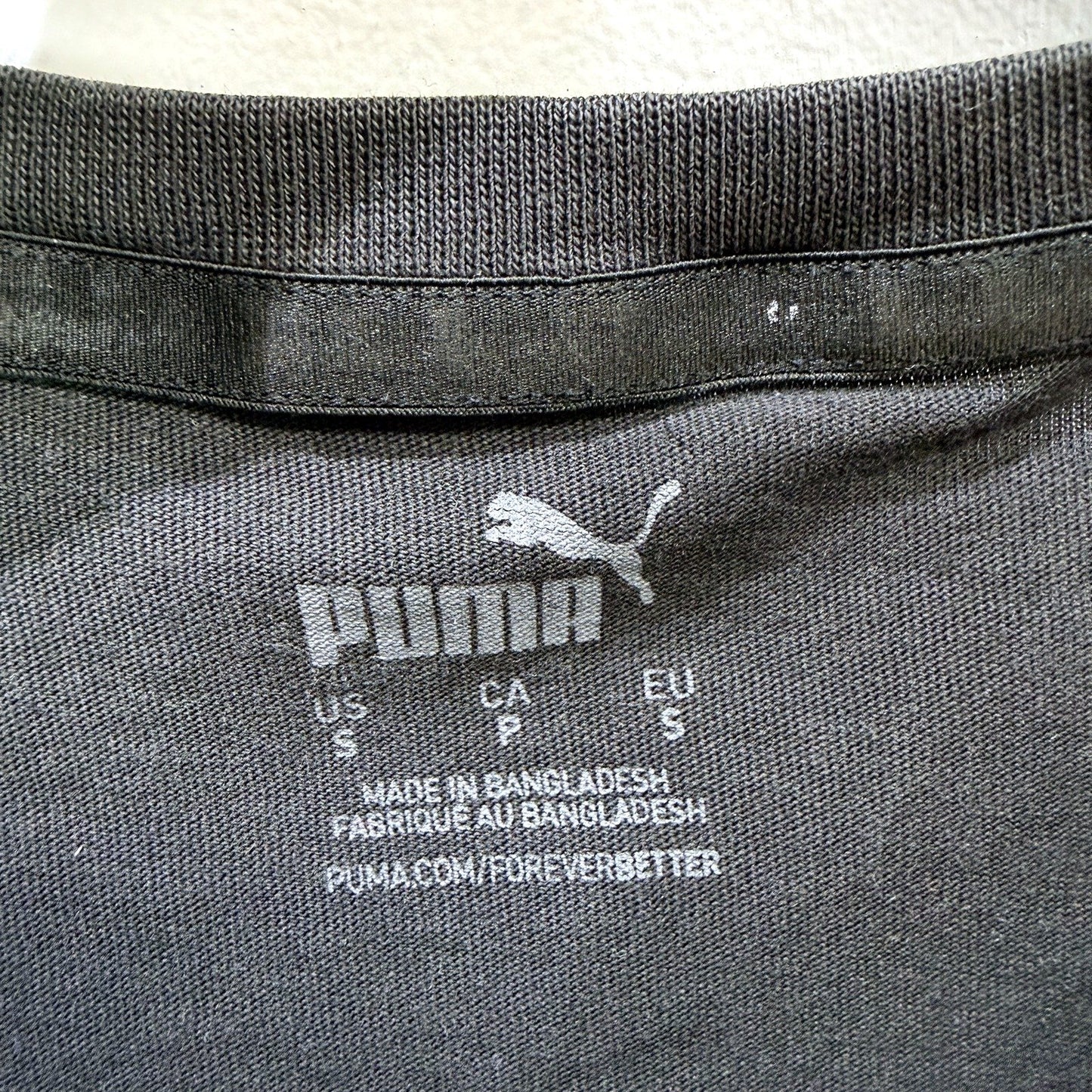 Puma Mens T-Shirt Graphic Colorblock Pullover Sweatshirt in Black, Small Size