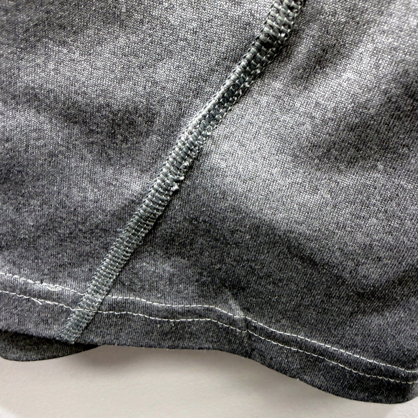 Balance Mens T-Shirt Gray Pullover Sweatshirt Casual Everyday Wear L NEW