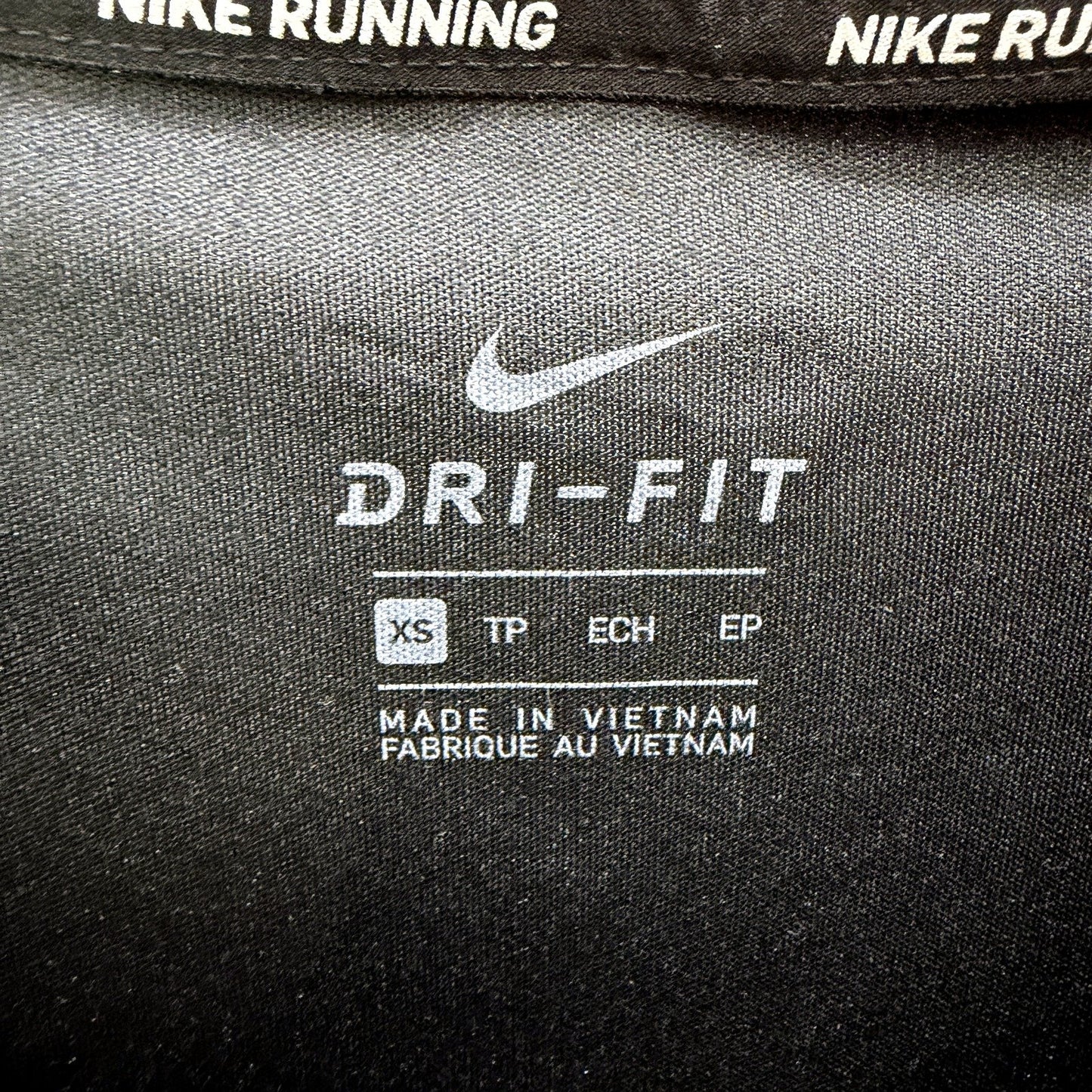 Nike Womens Black Activewear Pullover Sweatshirt for XS Size Athleisure Tops