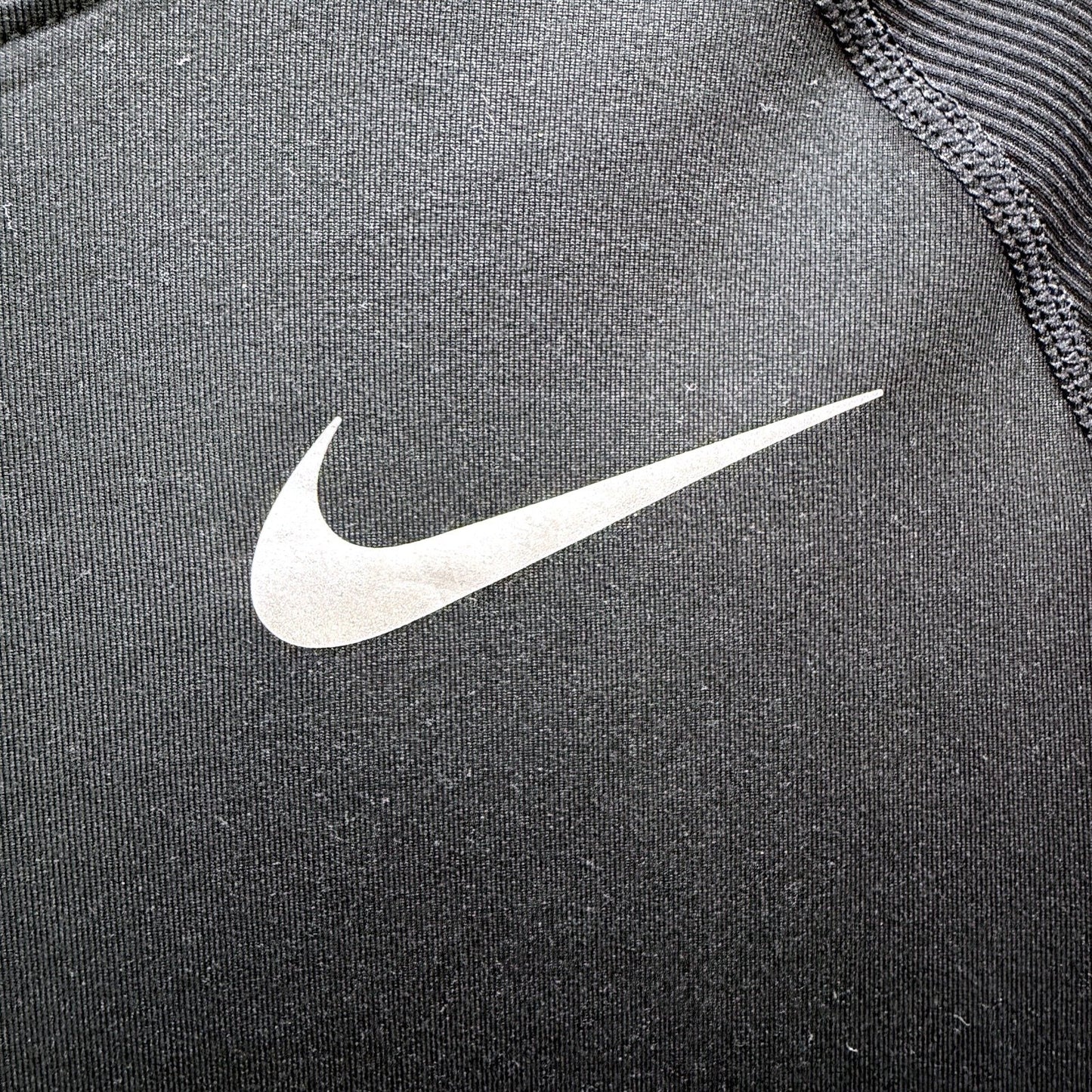 Nike Mens Black Longsleeve Sweatshirt Workout Top Size Medium NEW