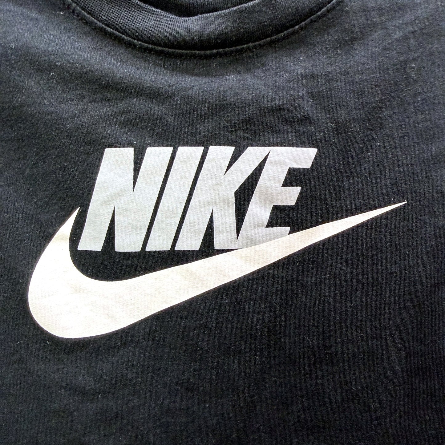 Kids' Nike Black Cotton T-Shirt for Youth Large
