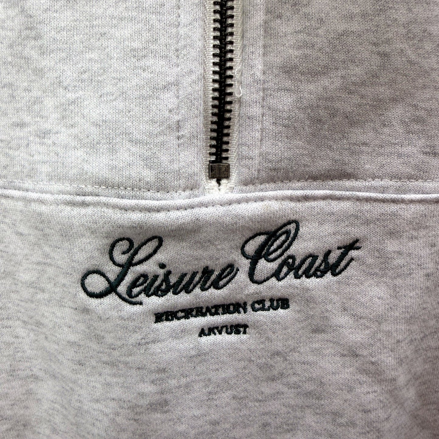 Arvust Mens Light Gray Leisure Quarter Zip Jumper in Extra Large Size NEW
