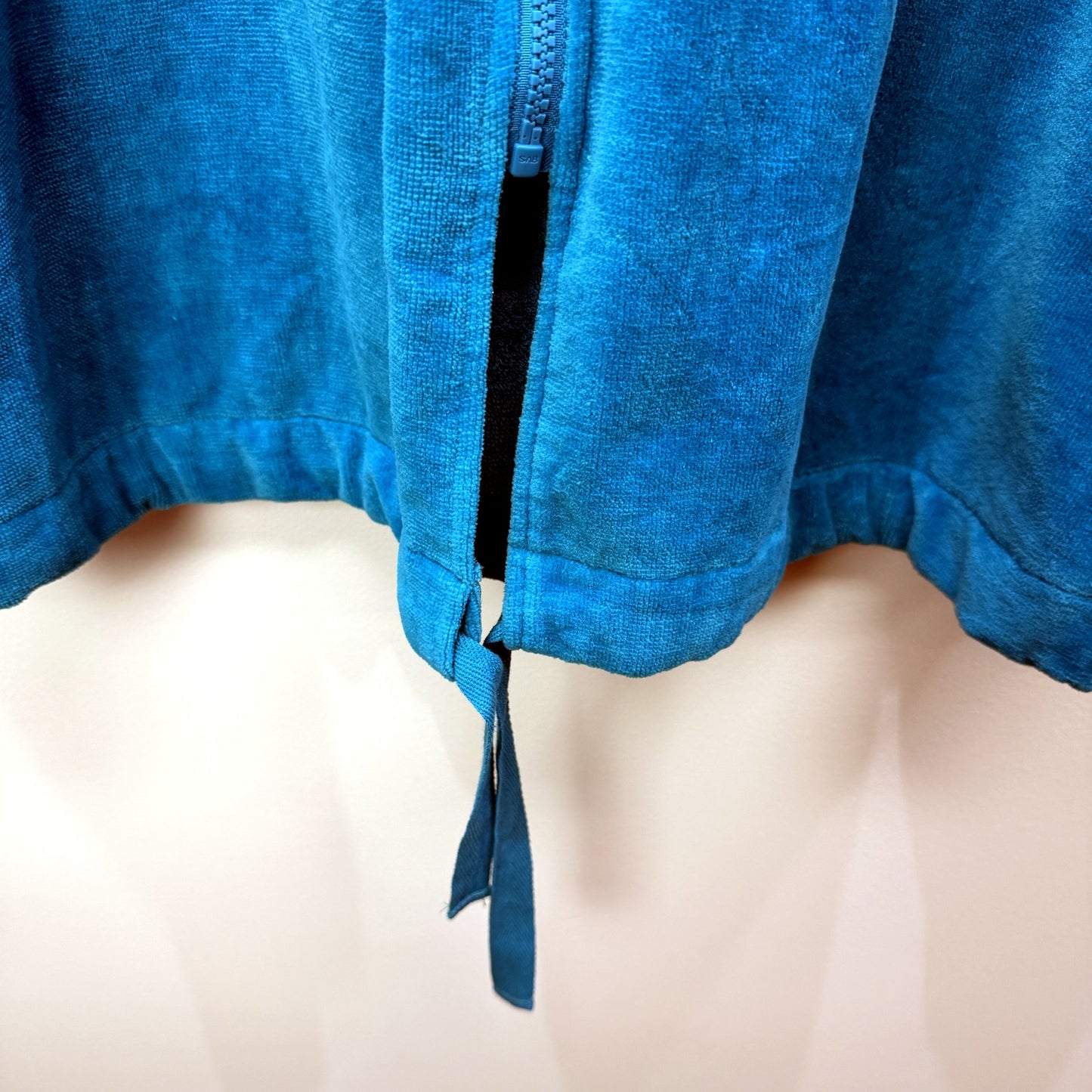 Ashlee Grace Unisex Luxe Hooded Zip-Up Towelling Swim Robe Aqua Size 4