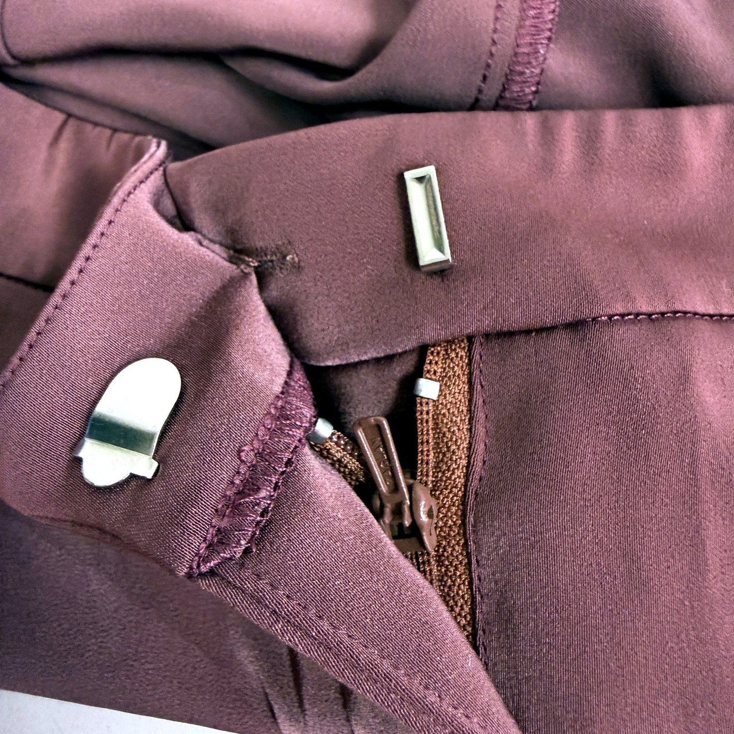 Elle Zeitoune Womens Dress Pants Dusty Mauve Size 10 NEW