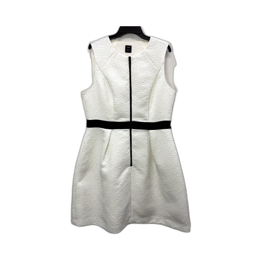 Cue City Womens Quilted Sleeveless Zipper Dress in White, Size 14 NEW