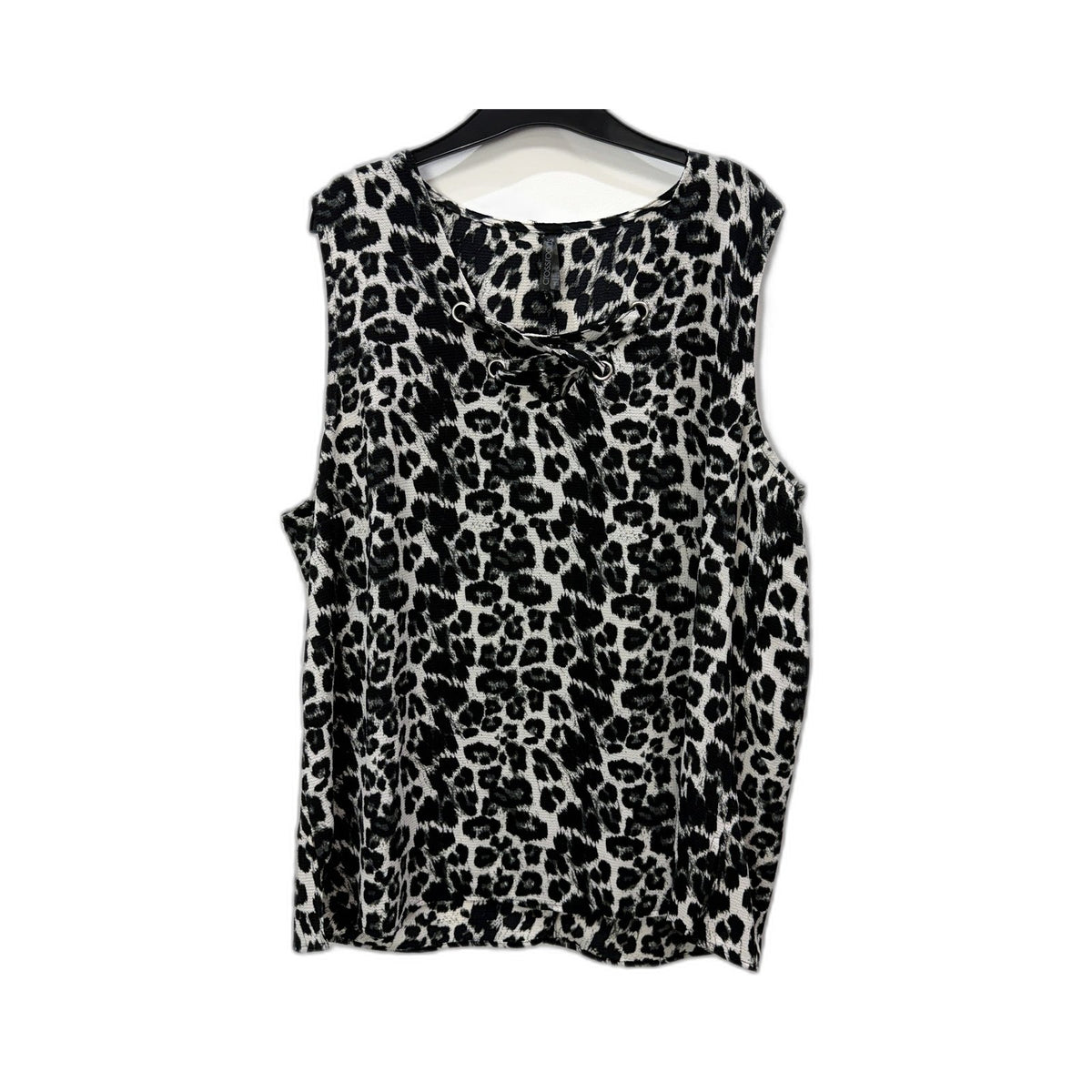 Crossroads Womens Sleeveless Leopard Print Top Casual Lightweight Black White