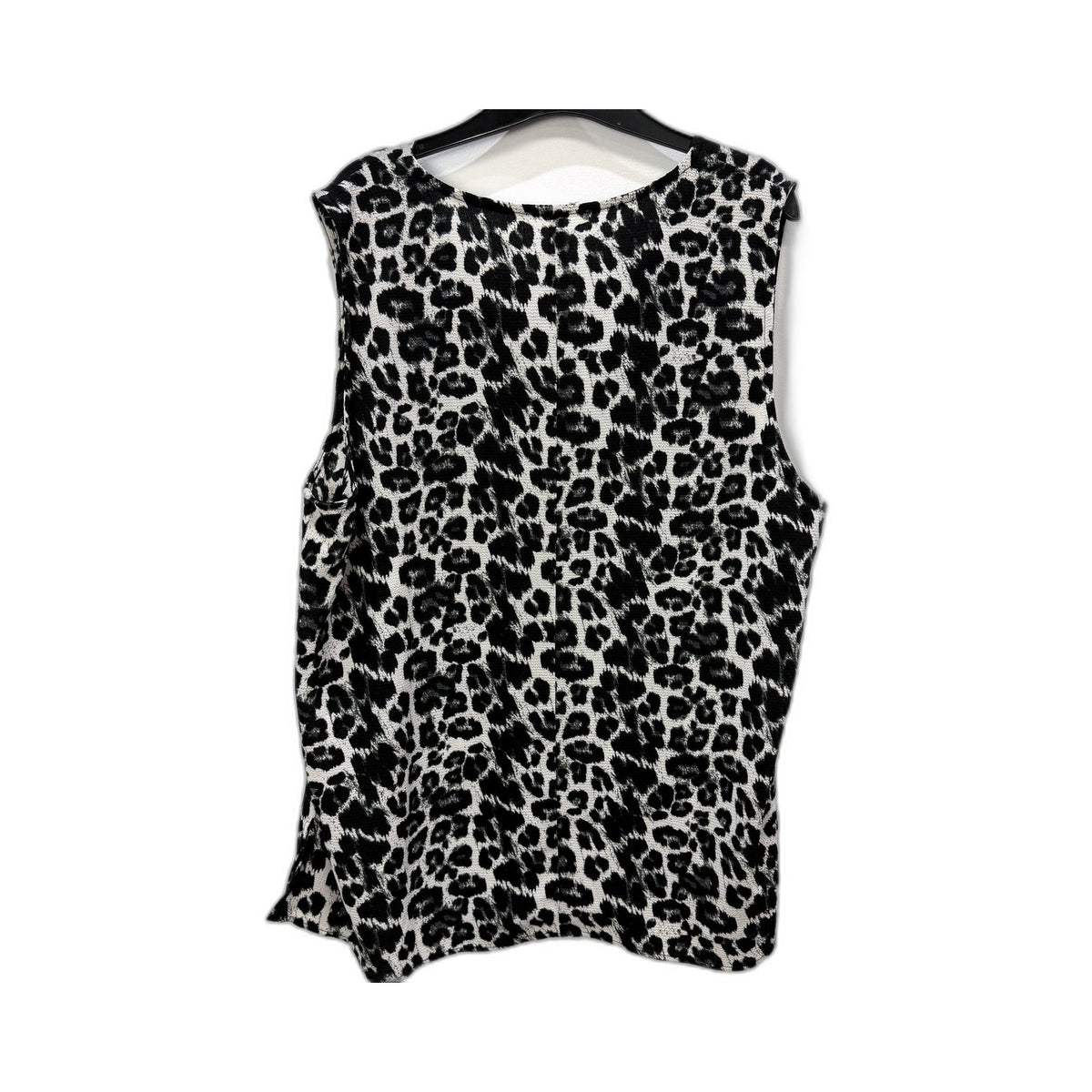 Crossroads Womens Sleeveless Leopard Print Top Casual Lightweight Black White