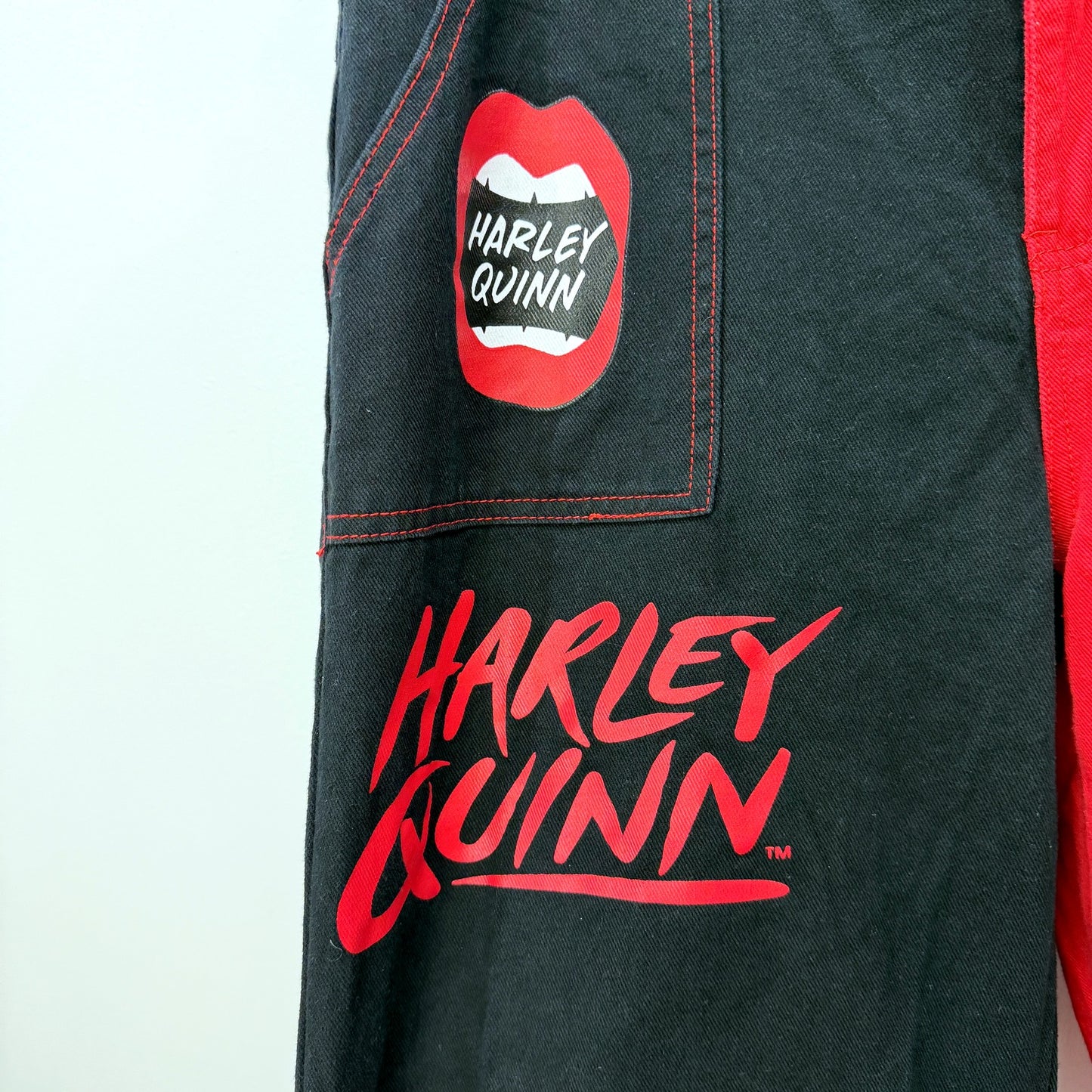Romwe Womens Loose Straight Harley Quinn Denim Pants Black, Red Size L 14-16