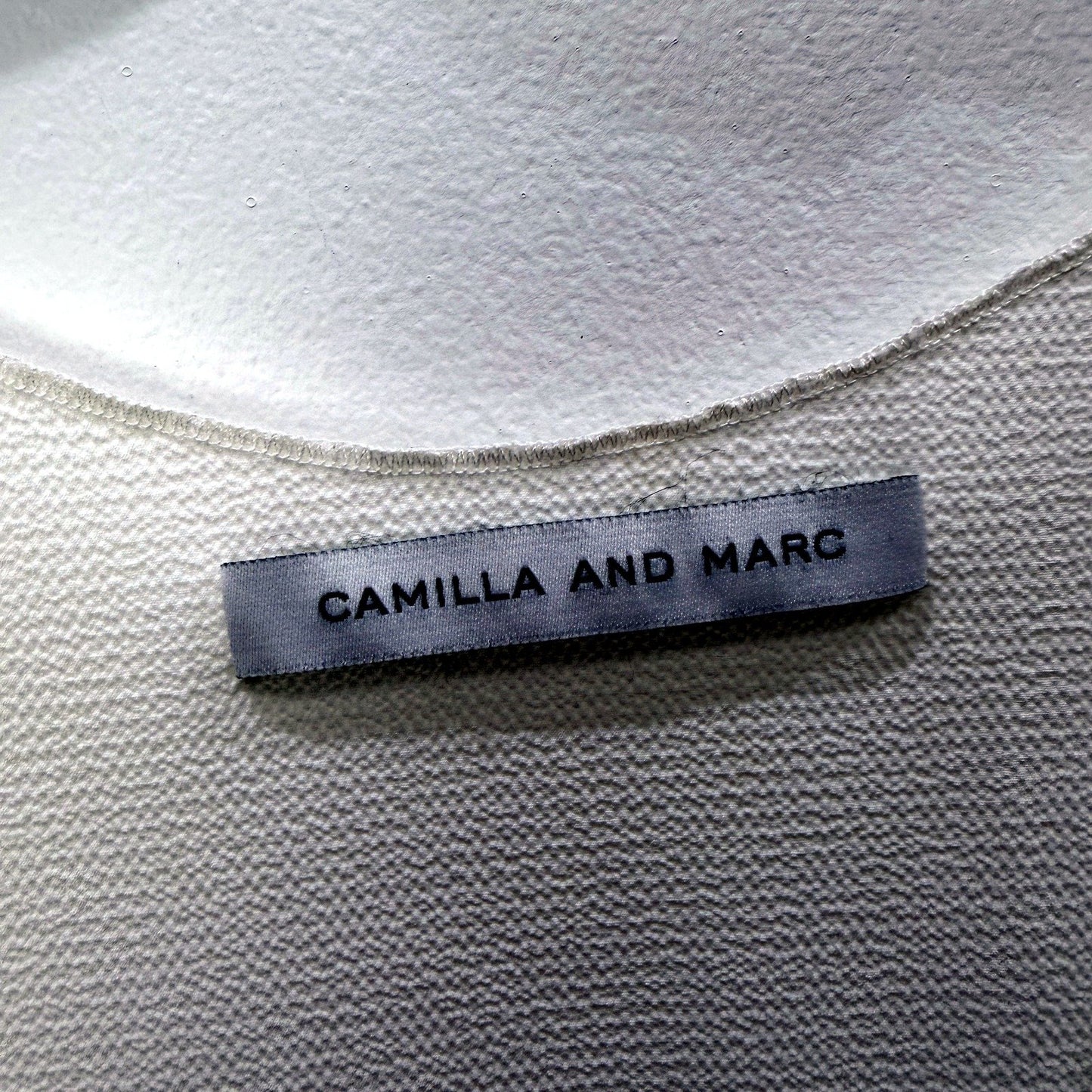 Camilla and Marc Womens Sleeveless Knit Top Ivory Comfortable Lightweight Medium