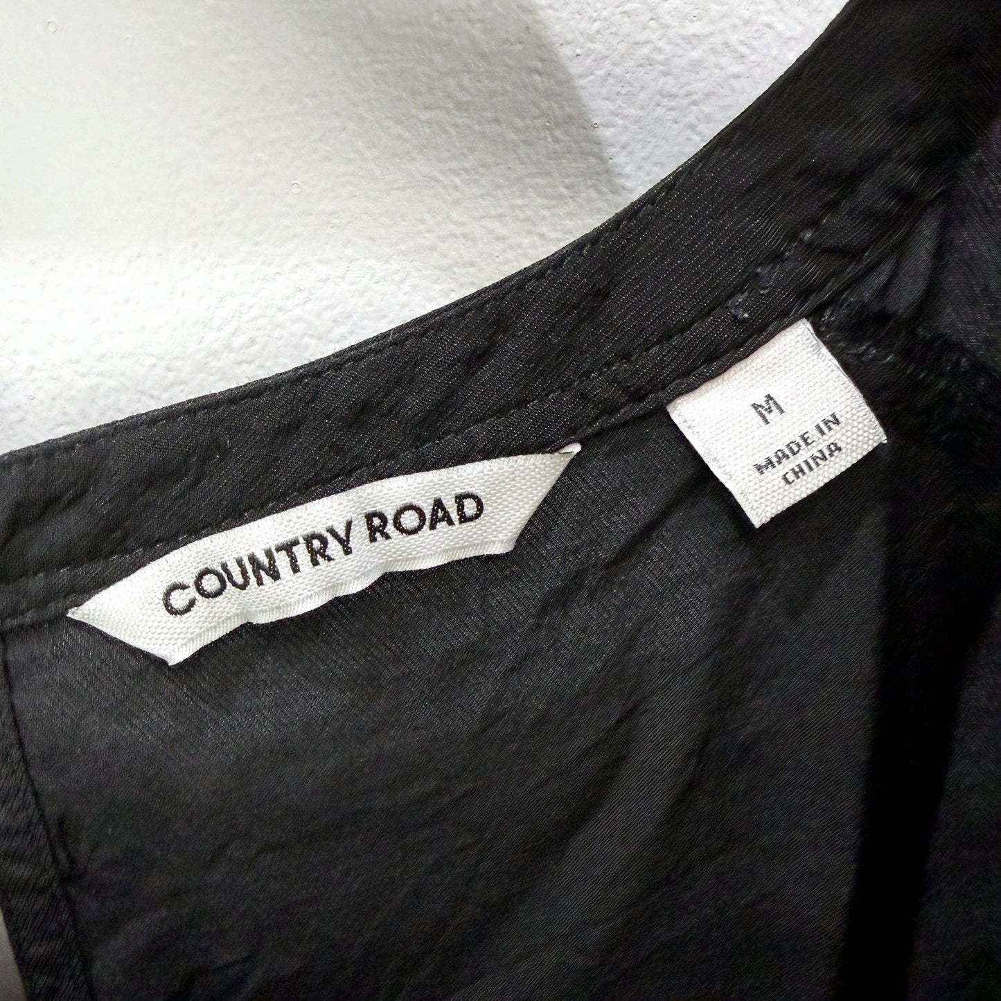 Country Road Womens Puff Sleeve Ruched Pullover Top in Black, Size M