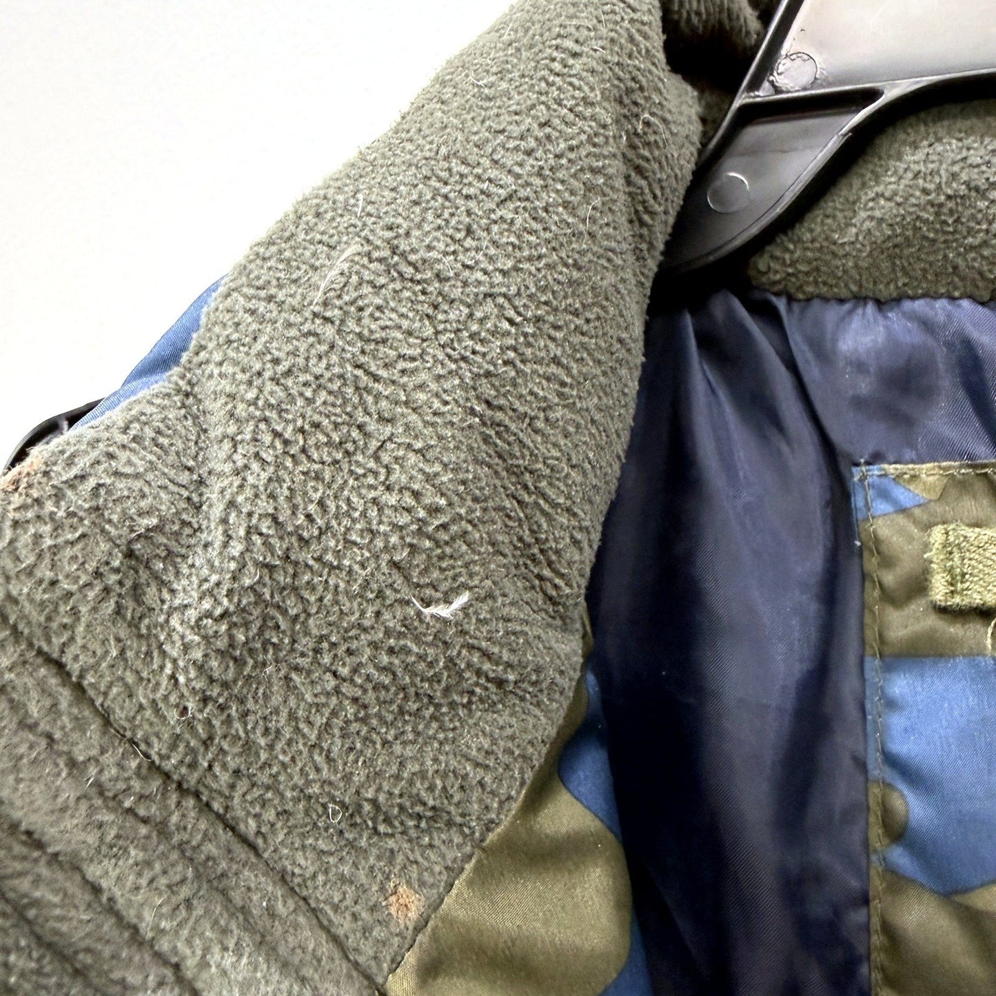 GAP Boys Camo Hooded Puffer Vest Nylon Jacket for Medium-Sized Kids Size Medium