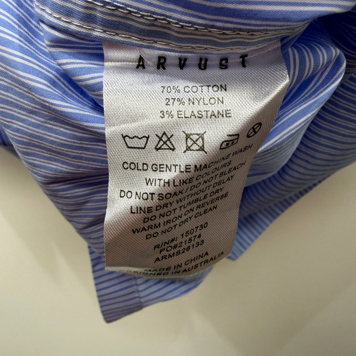 Arvust Studios Mens Button-Down Shirt in Blue and White Striped, Size M NEW