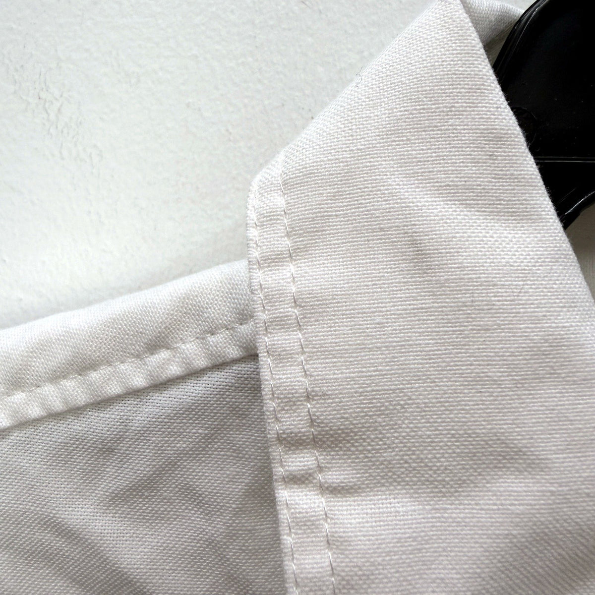 Arvust Mens White Button-Down Casual Dress Shirt in Cotton Size L NEW