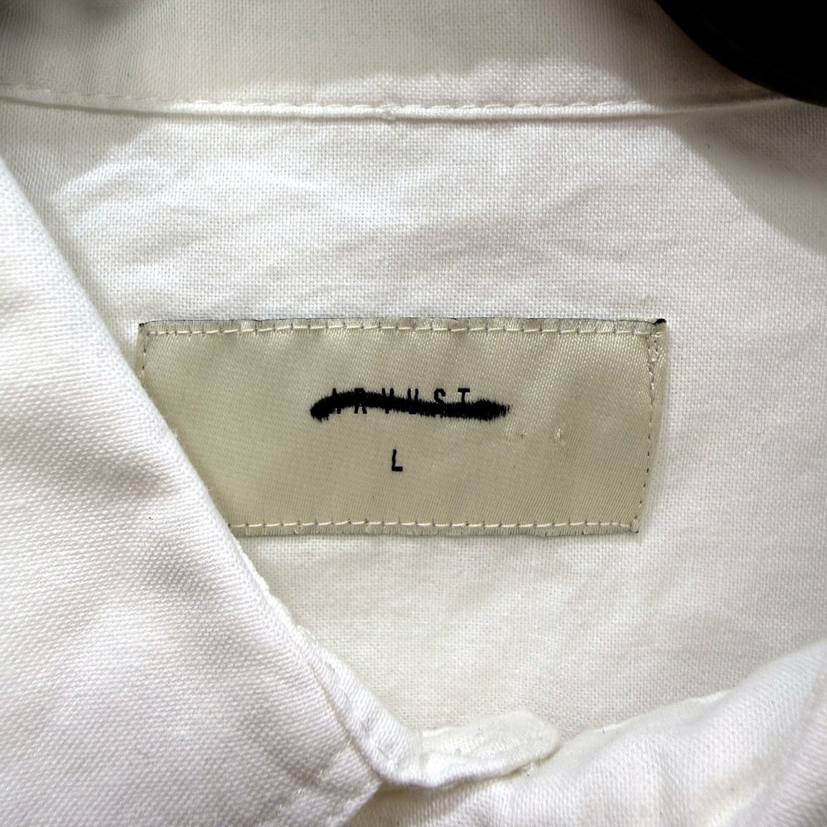 Arvust Mens White Button-Down Casual Dress Shirt in Cotton Size L NEW