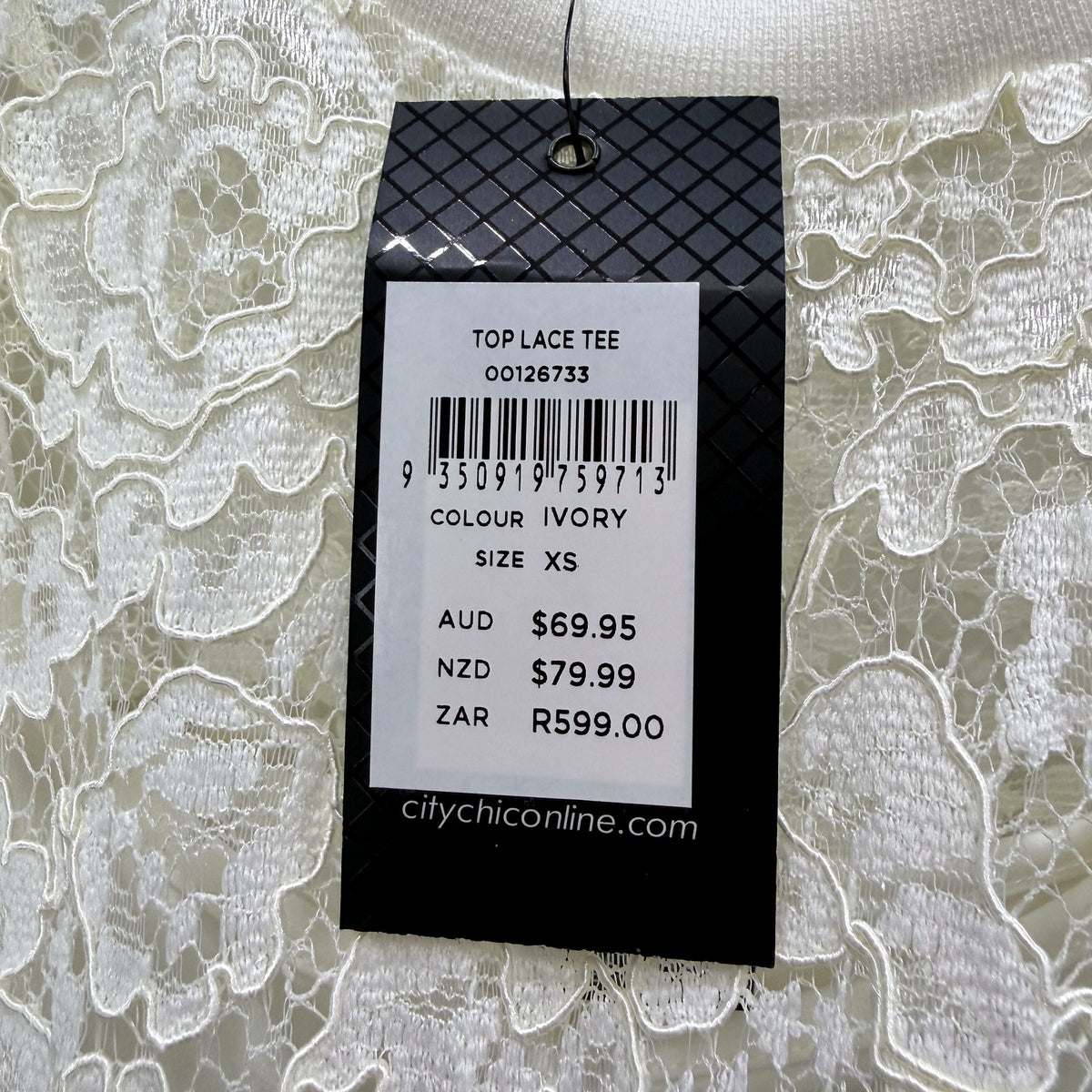 City Chic Womens Lace Tee and Singlet Lightweight Feminine Cream Size XS NEW
