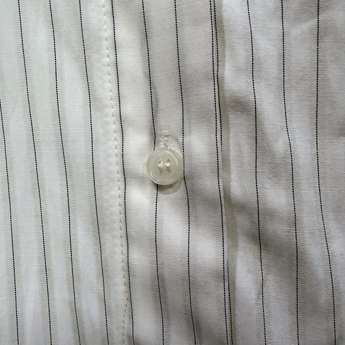 Subtitled Womens Button-Down Shirt White with Black Pinstripes Size M/L NEW