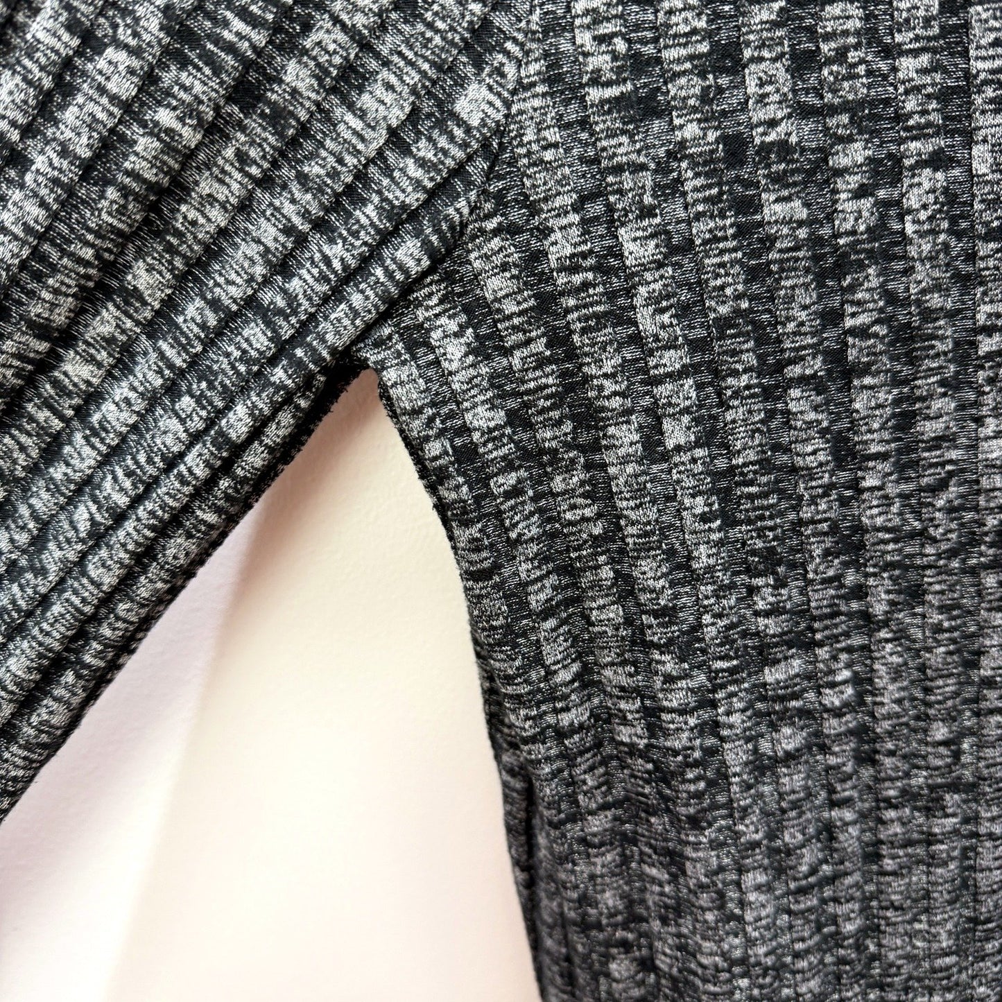Women's Calvin Klein Grey Ribbed Knit Cardigan, Size M