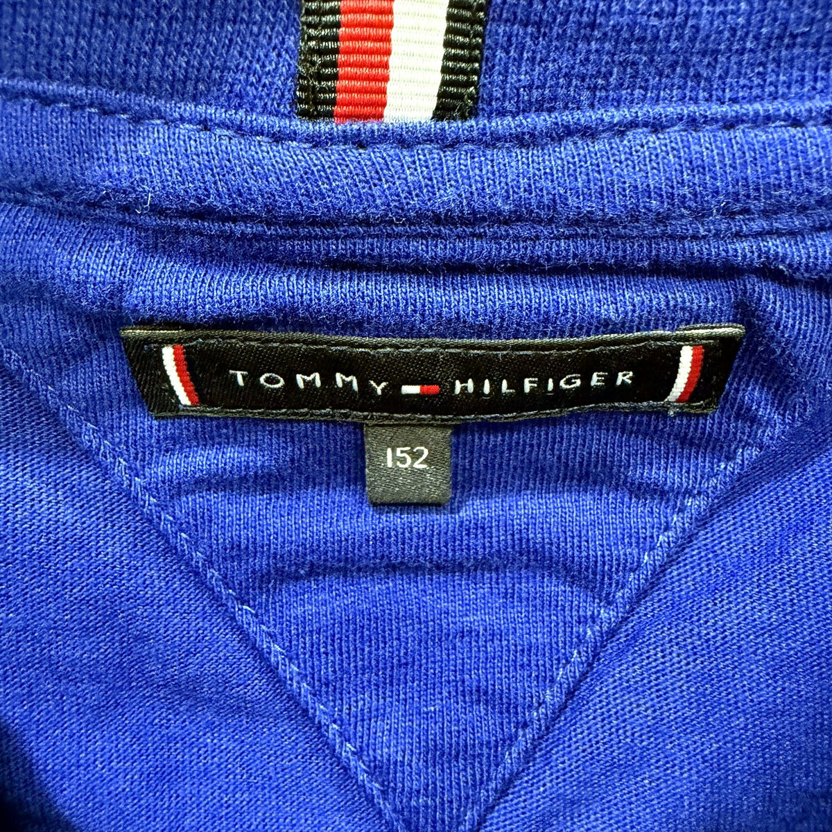 Tommy Hilfiger T-Shirt Boys Colorblock Pullover Sweatshirt Blue and Black Size