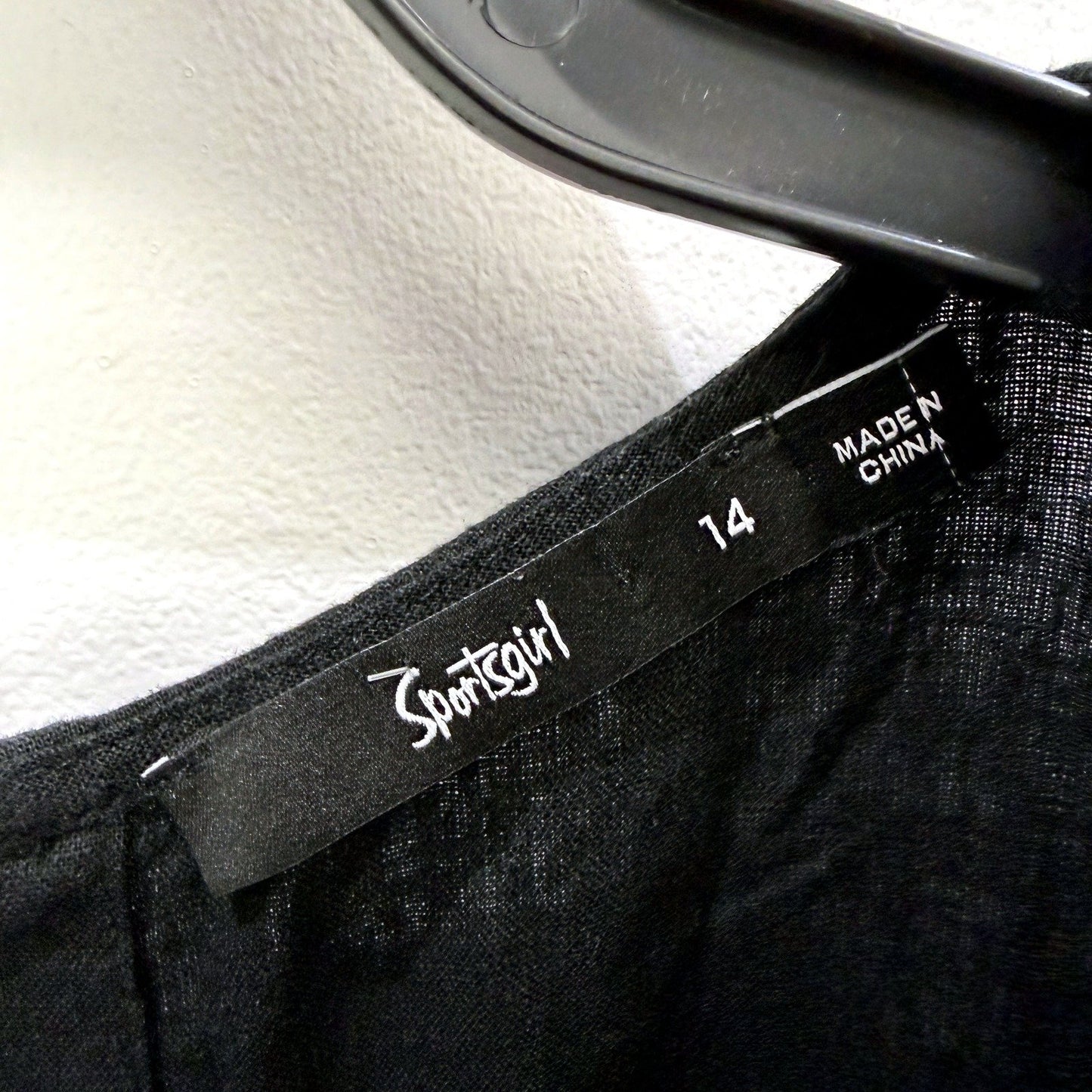 Sportsgirl Womens Black Linen Viscose Crop Top with Button Back, Size 14