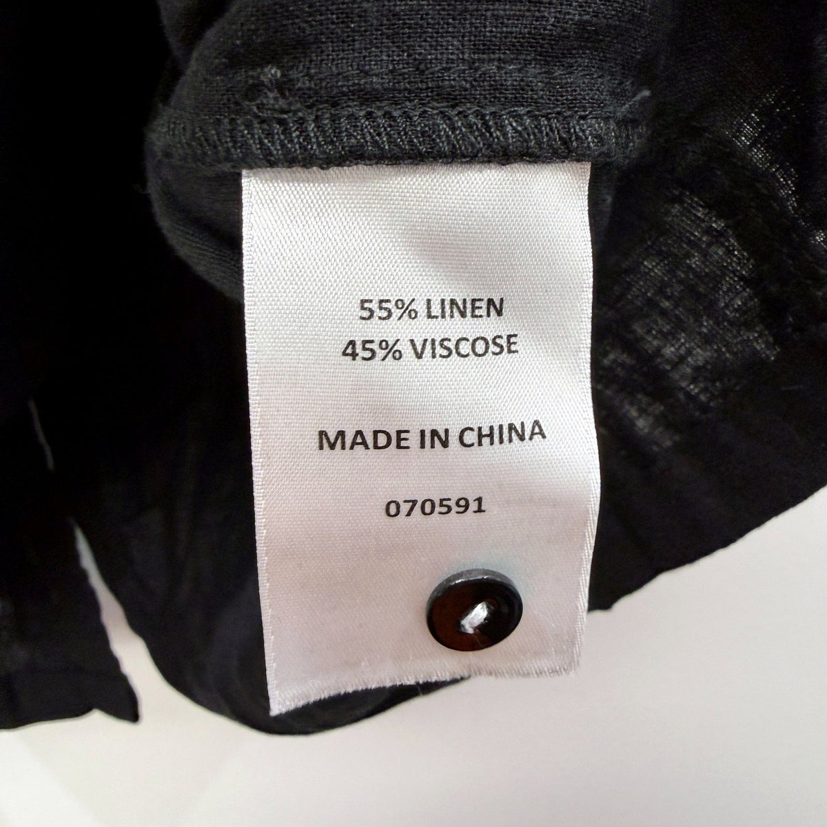 Sportsgirl Womens Black Linen Viscose Crop Top with Button Back, Size 14