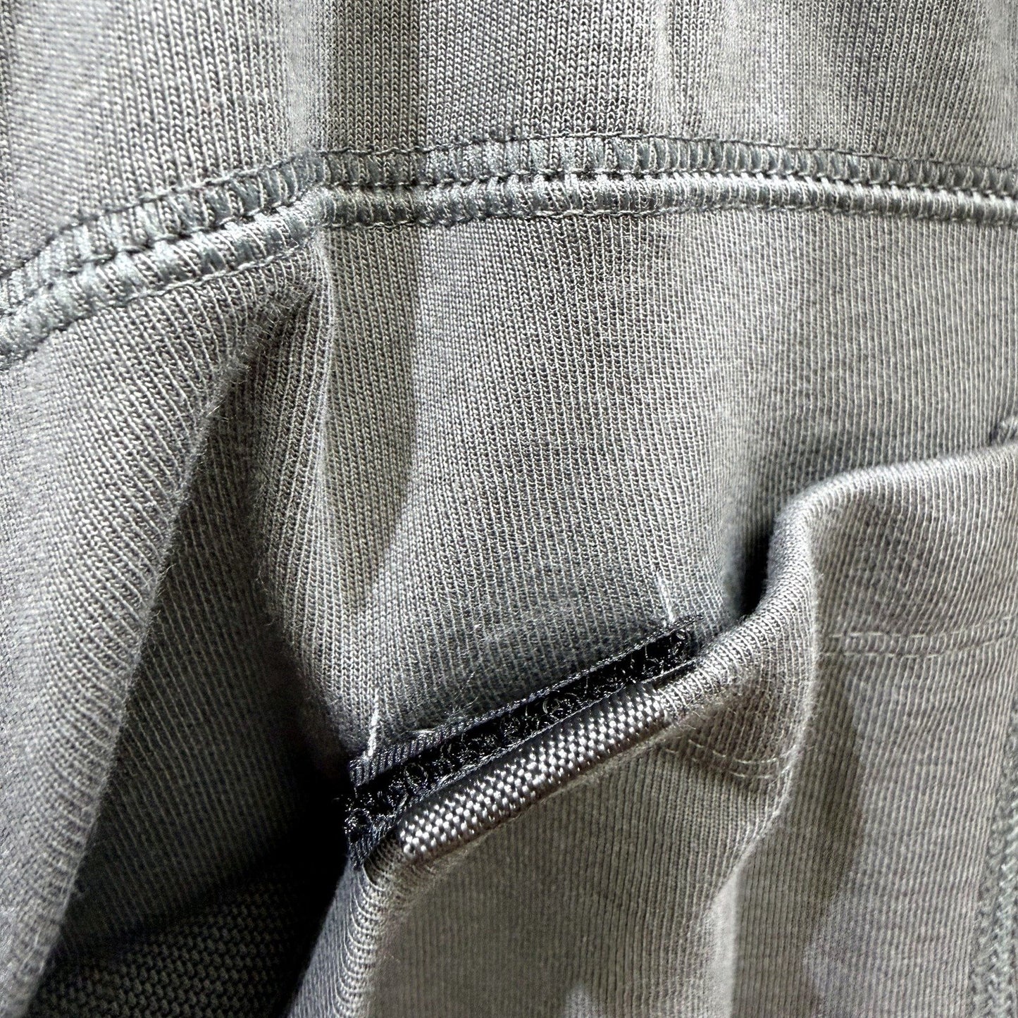 Nike Mens Grey Sweatpants - Comfortable Athletic Lounge Pants S