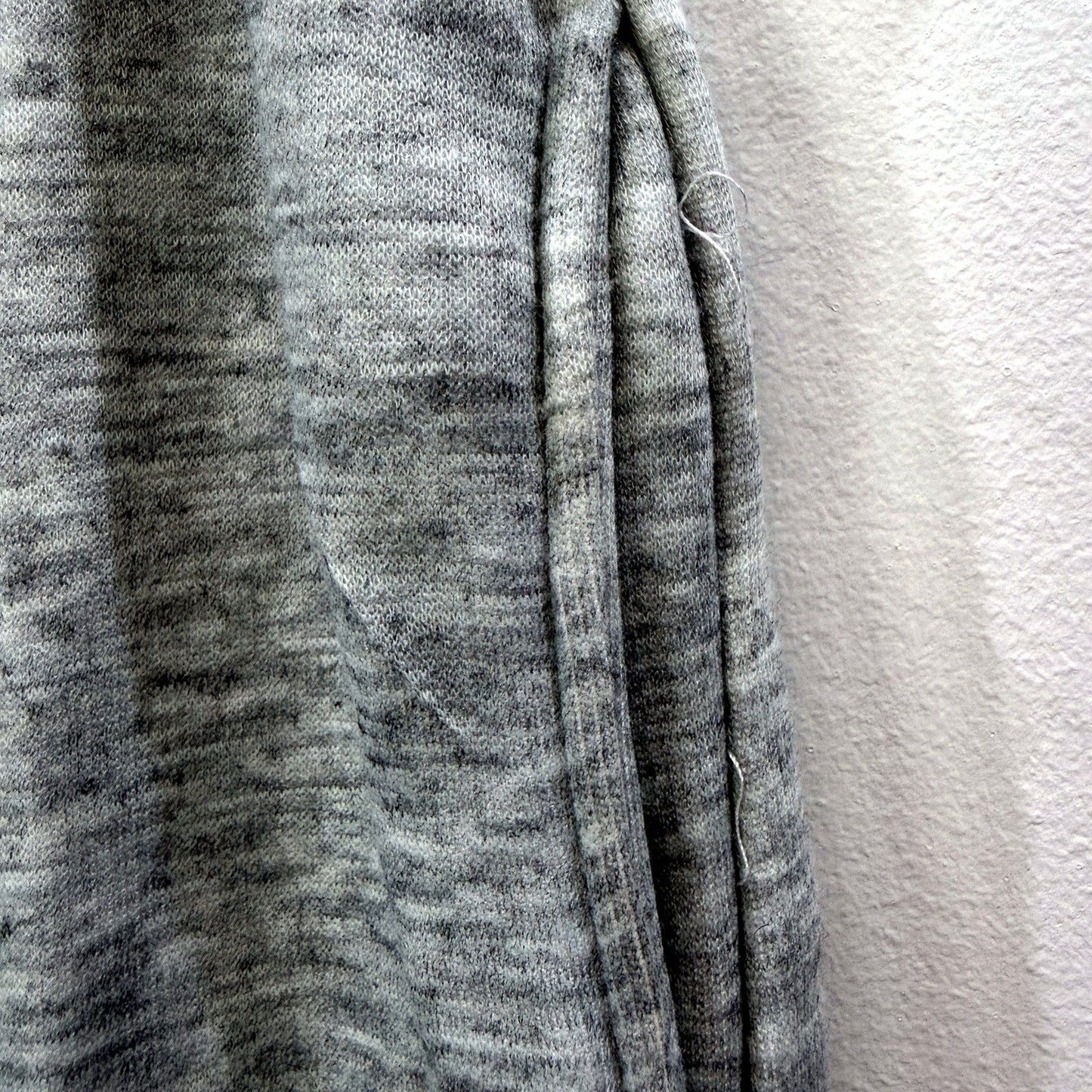 The North Face Mens Gray Sweatpants with Drawstring and Elastic Cuffs - Size L