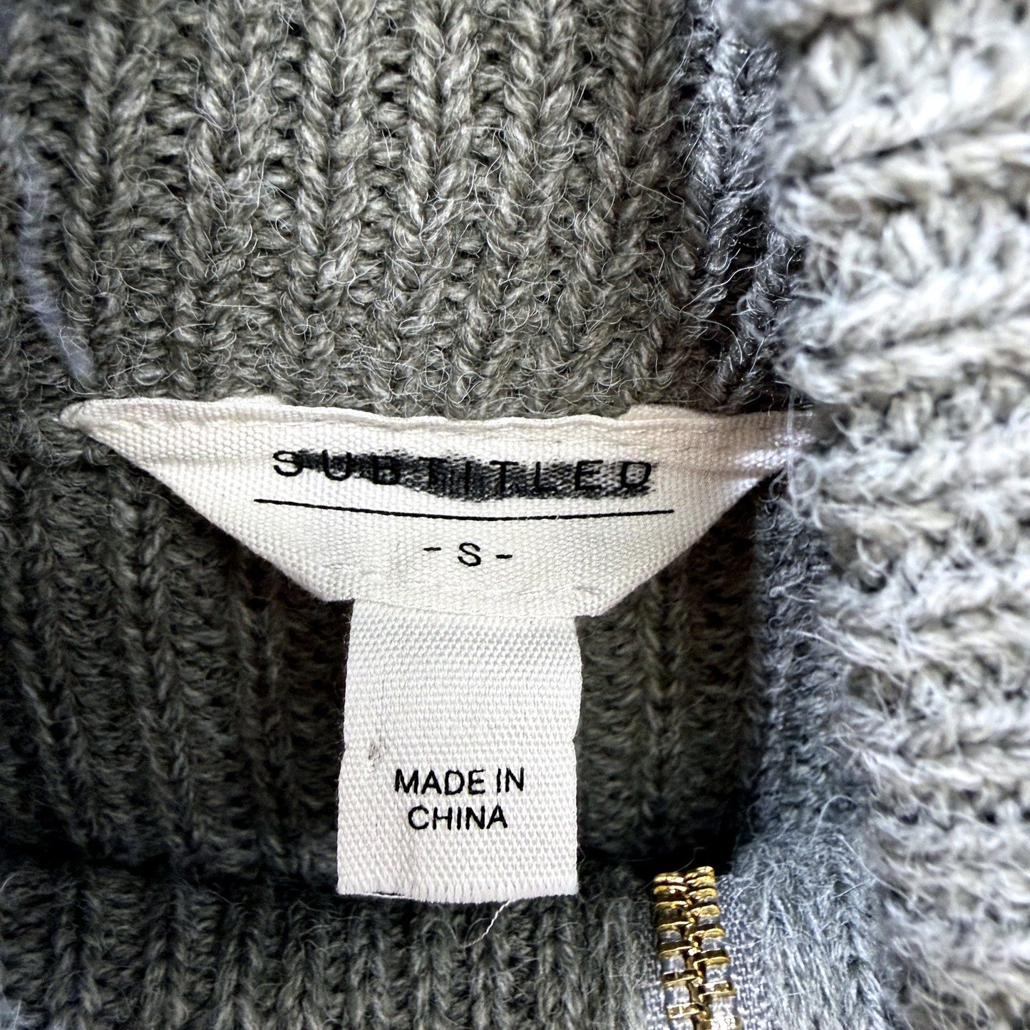 Subtitled Womens Cropped Gray Zip-Up Knit Sweater in Size S NEW