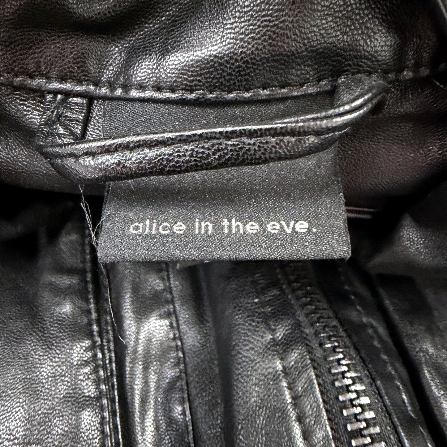 Faux Womens Leather Oversized Jacket in Black by Alice the eve. Size M NEW