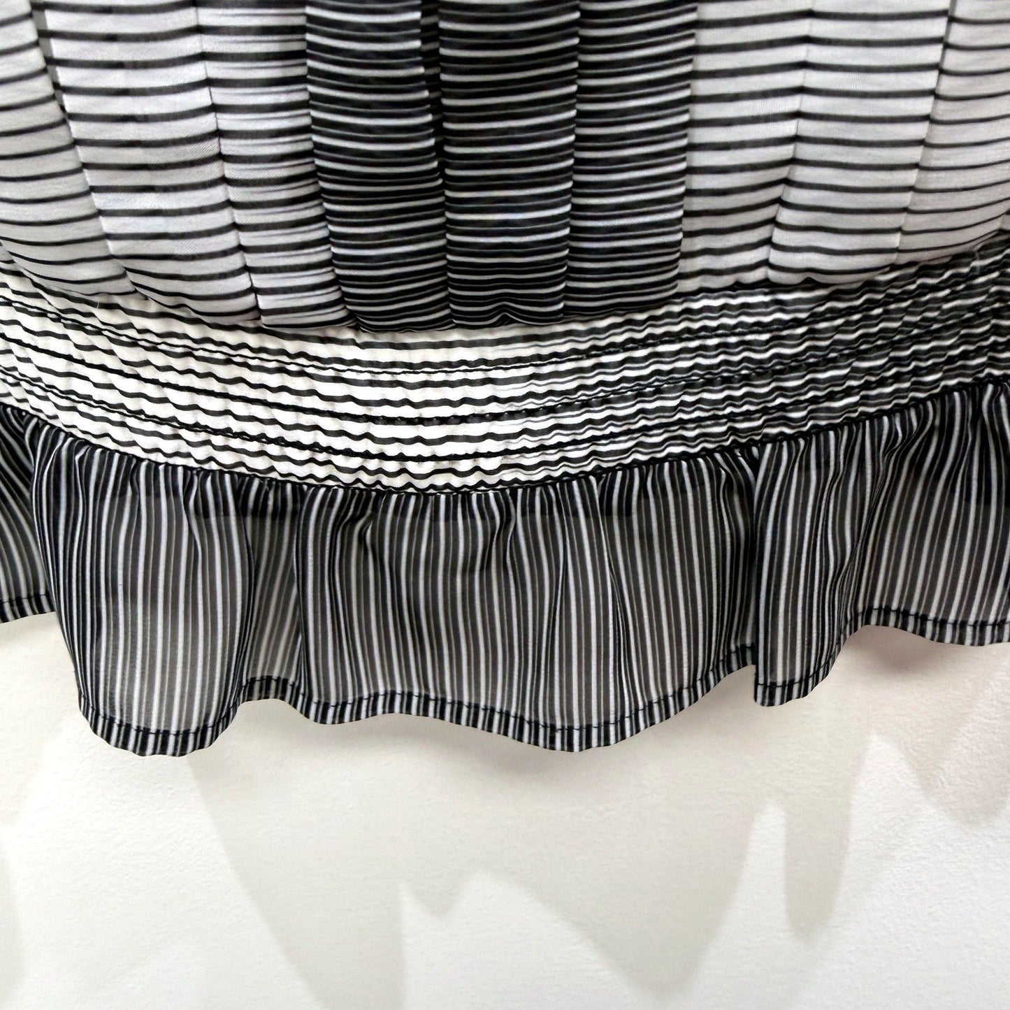 Ted Baker Womens Sleeveless Striped Blouse in Black and White, Size 1