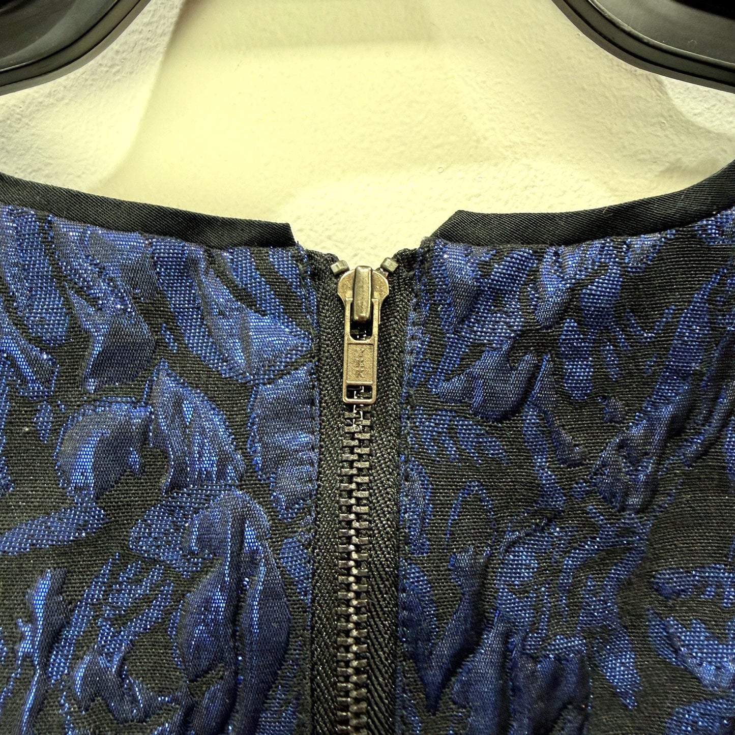 Bardot Womens Peplum Top Sleeveless Blouse in Blue/Black, Size 6 NEW