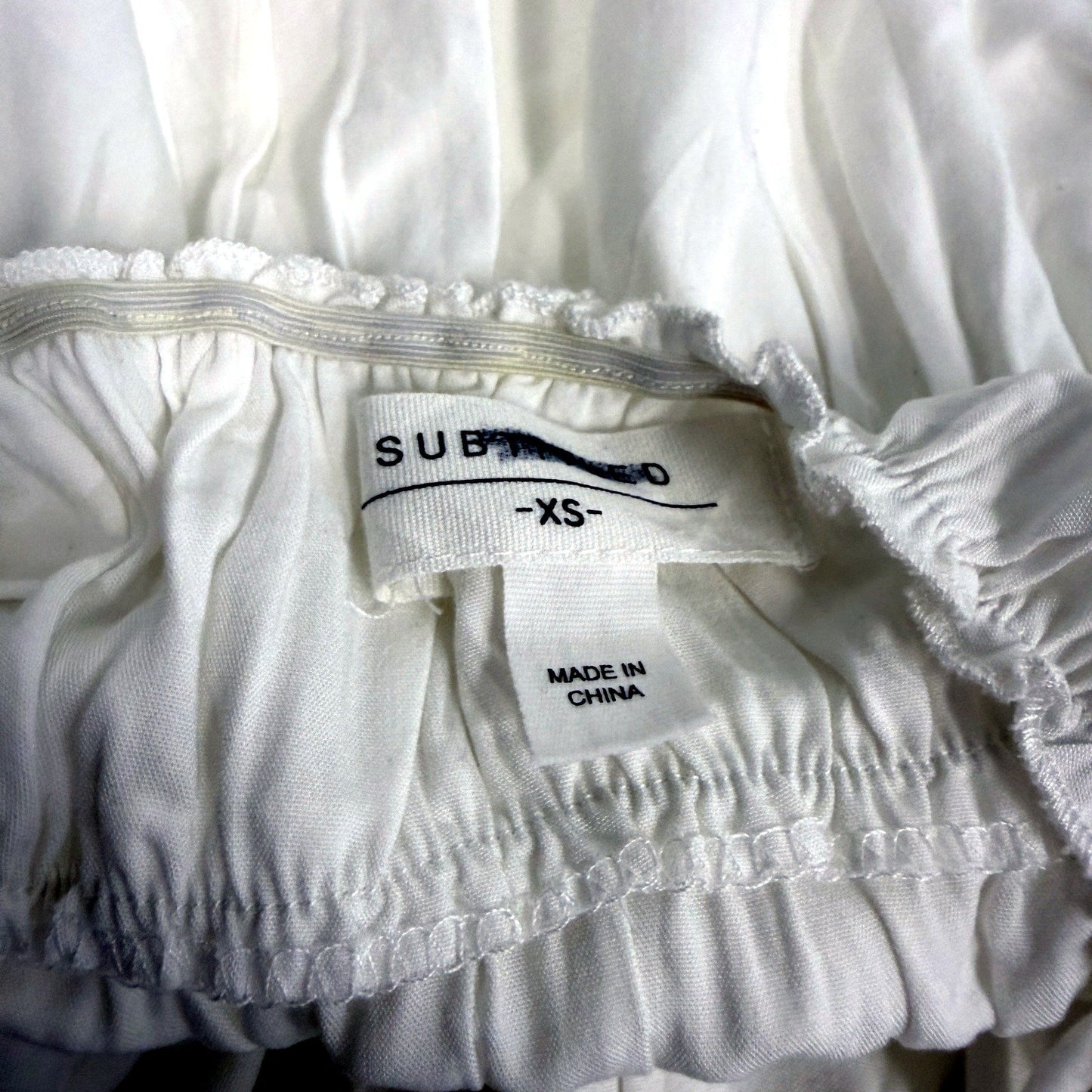 Subtitled Womens Ruffle Cropped Camisole White Adjustable Straps Size XS NEW