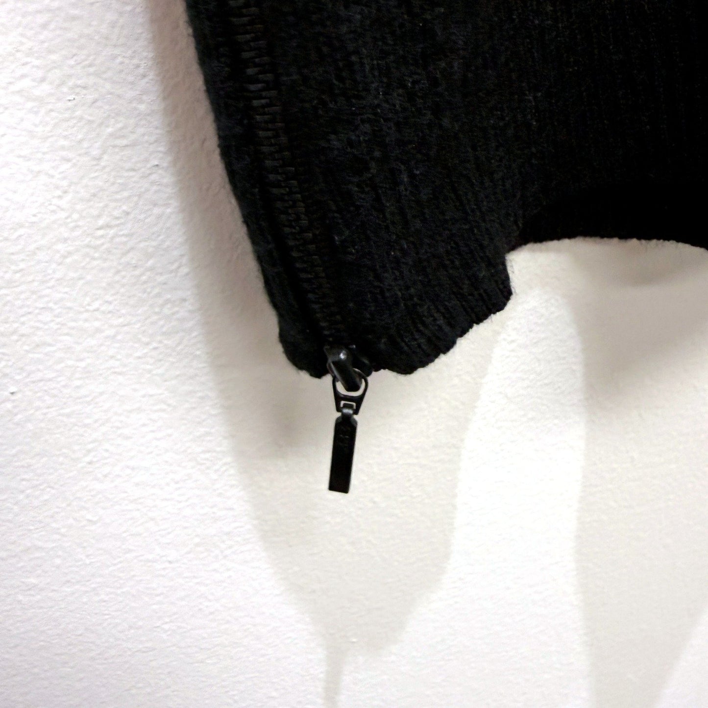 Cue Womens Black Pullover Knit Top with Acrylic Wool Blend Size L