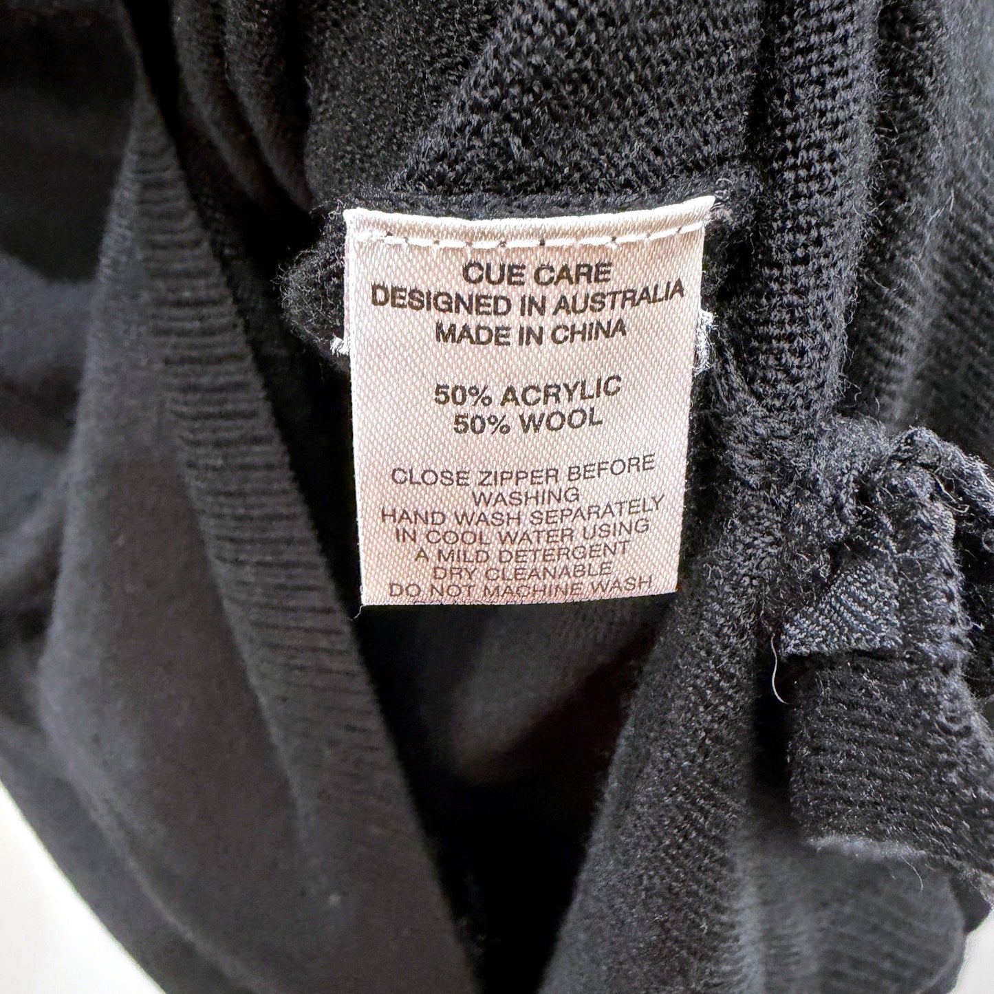 Cue Womens Black Pullover Knit Top with Acrylic Wool Blend Size L