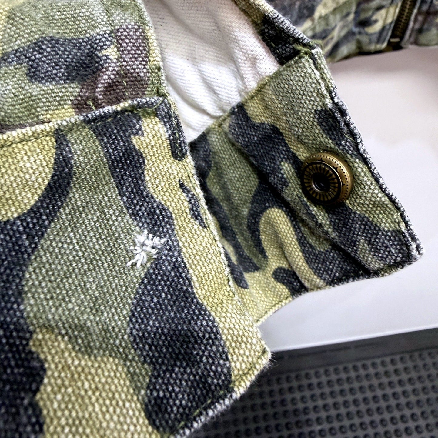 Abrand Mens Green Camouflage Military Fatigue Jacket, Medium Size NEW