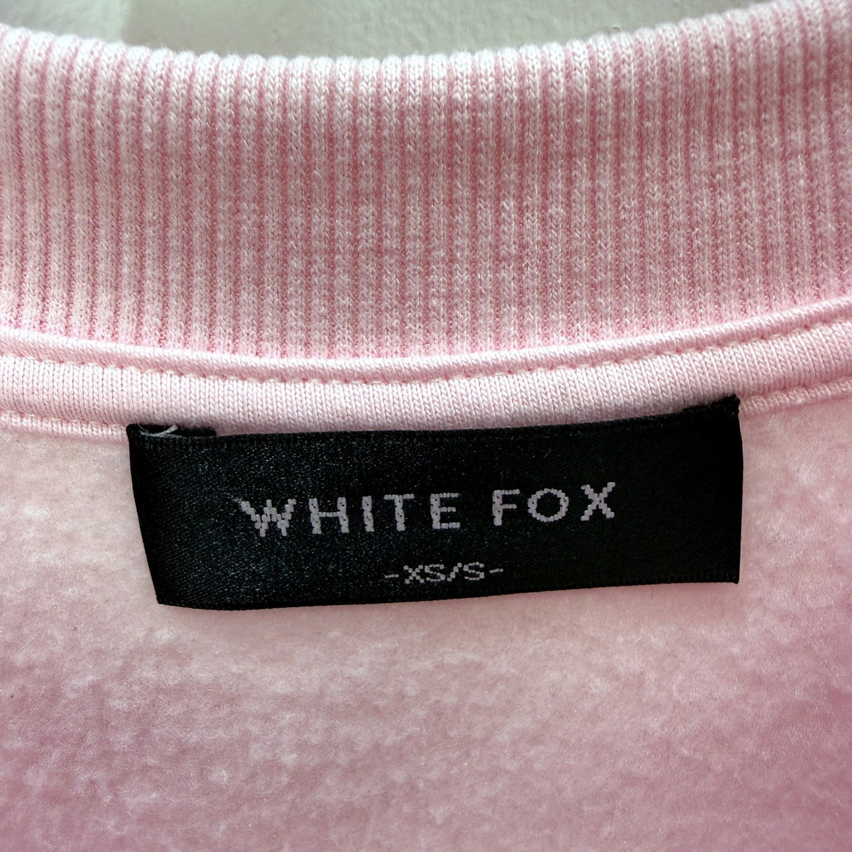 White Fox Womens Hibiscus Graphic Pullover Sweatshirt in Pink, XS/S