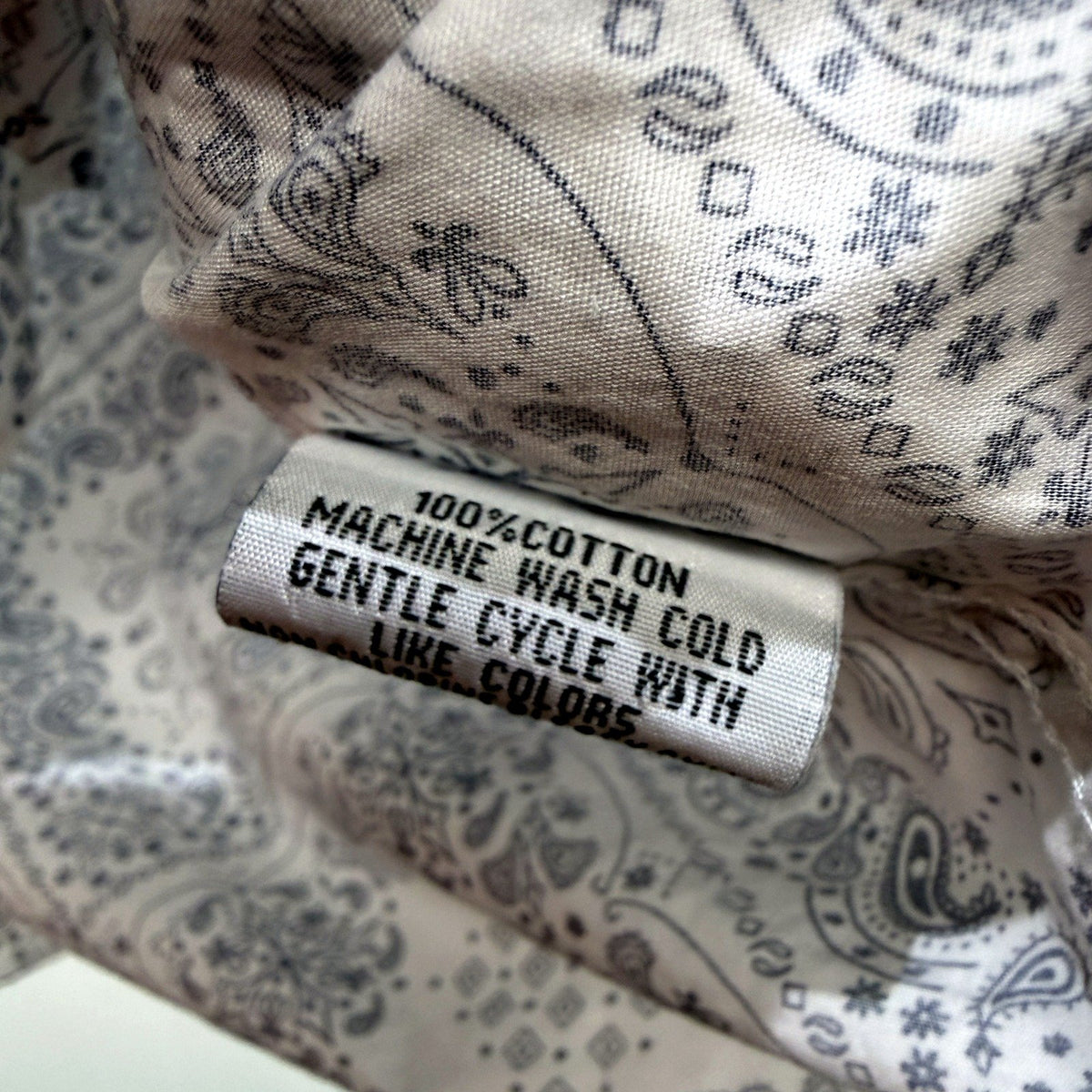 Connor Mens Button-Down Shirt Black and White Paisley Cotton Casual Size XS NEW