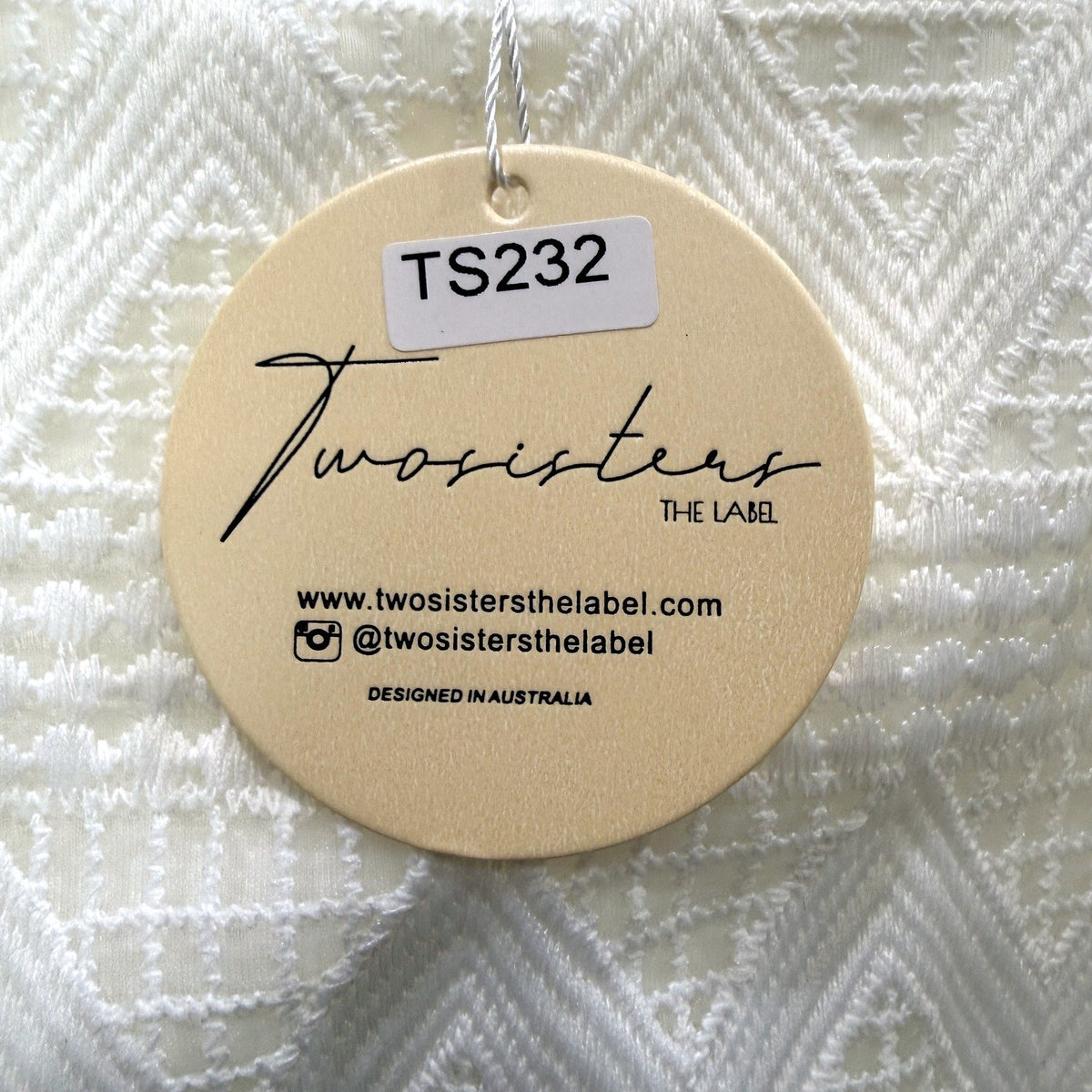 Two Sisters the Label Womens Sleeveless Ruffle Hem Dress White Size 16 NEW