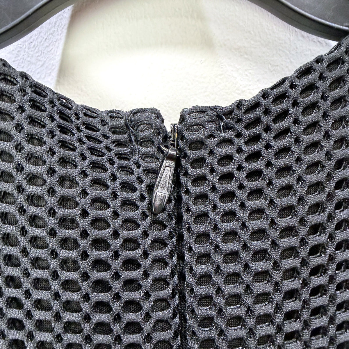 Pilgrim Womens Lilly Textured Mini Dress Honeycomb Pattern Black Size 6 NEW