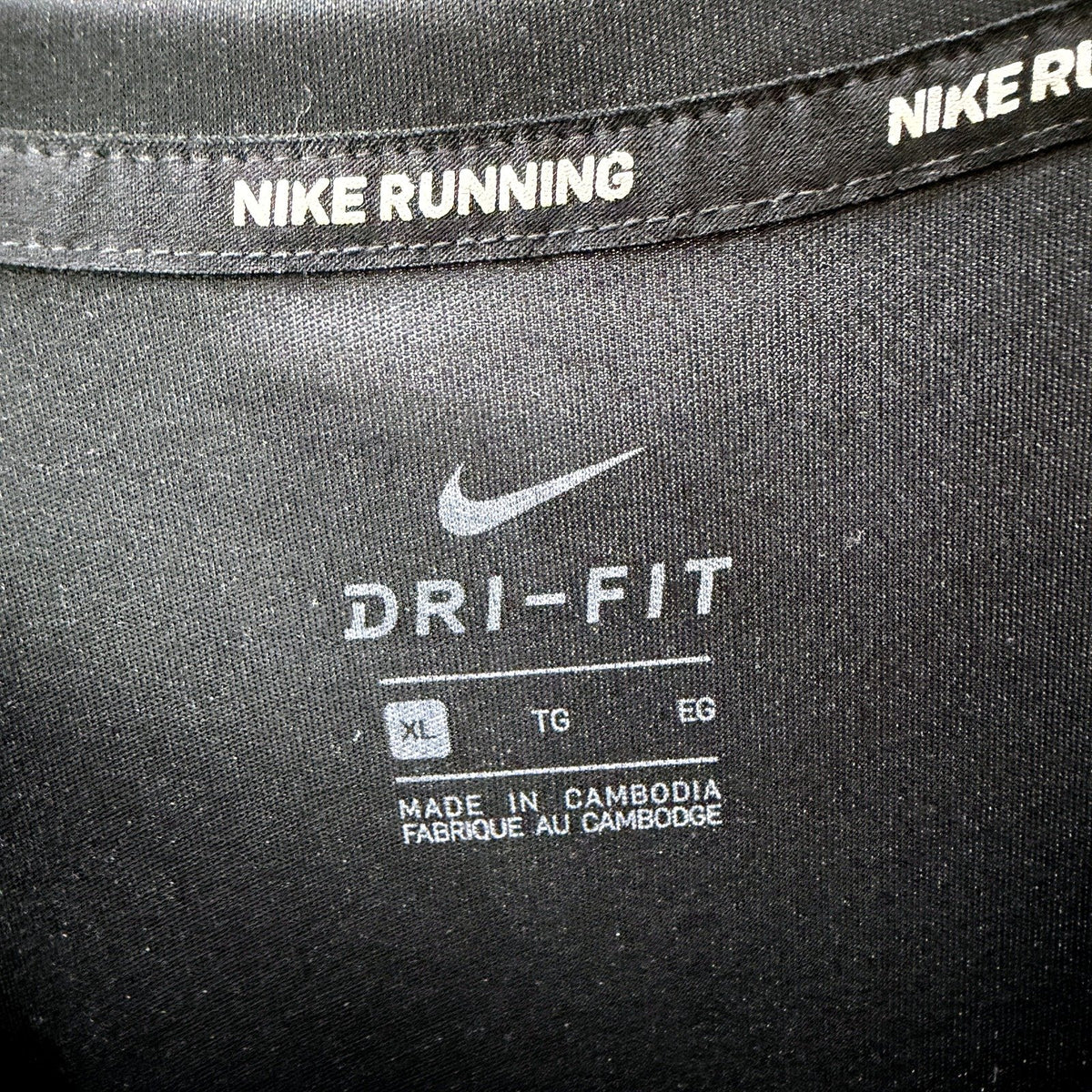 Nike Womens Dri-Fit Athletic Running Shirt for Gym Workouts in Black XL