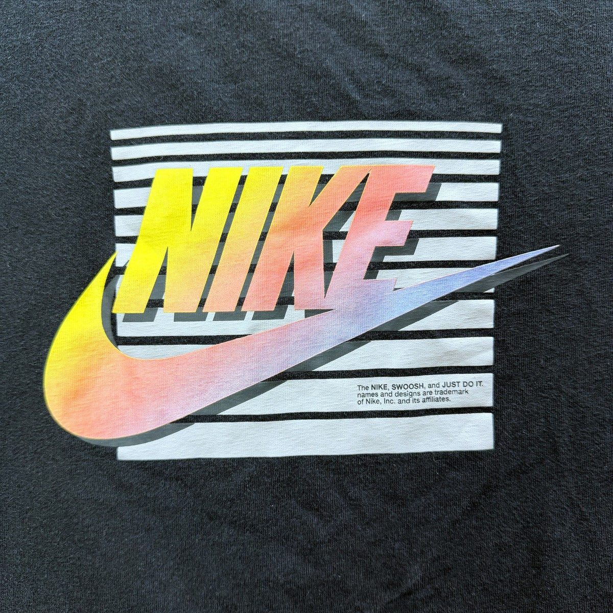 Nike Kids Black Graphic Cotton T-Shirt Pullover Sweatshirt XL NEW