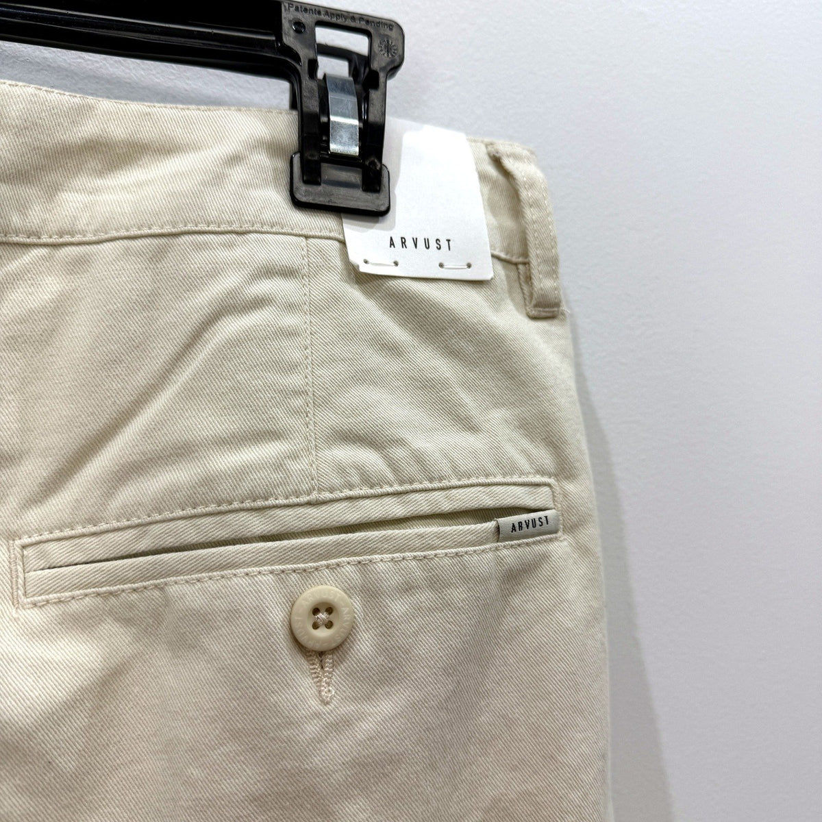 Arvust Mens Fuller Pleated Chino Trousers Natural Cotton Casual Size 30 NEW