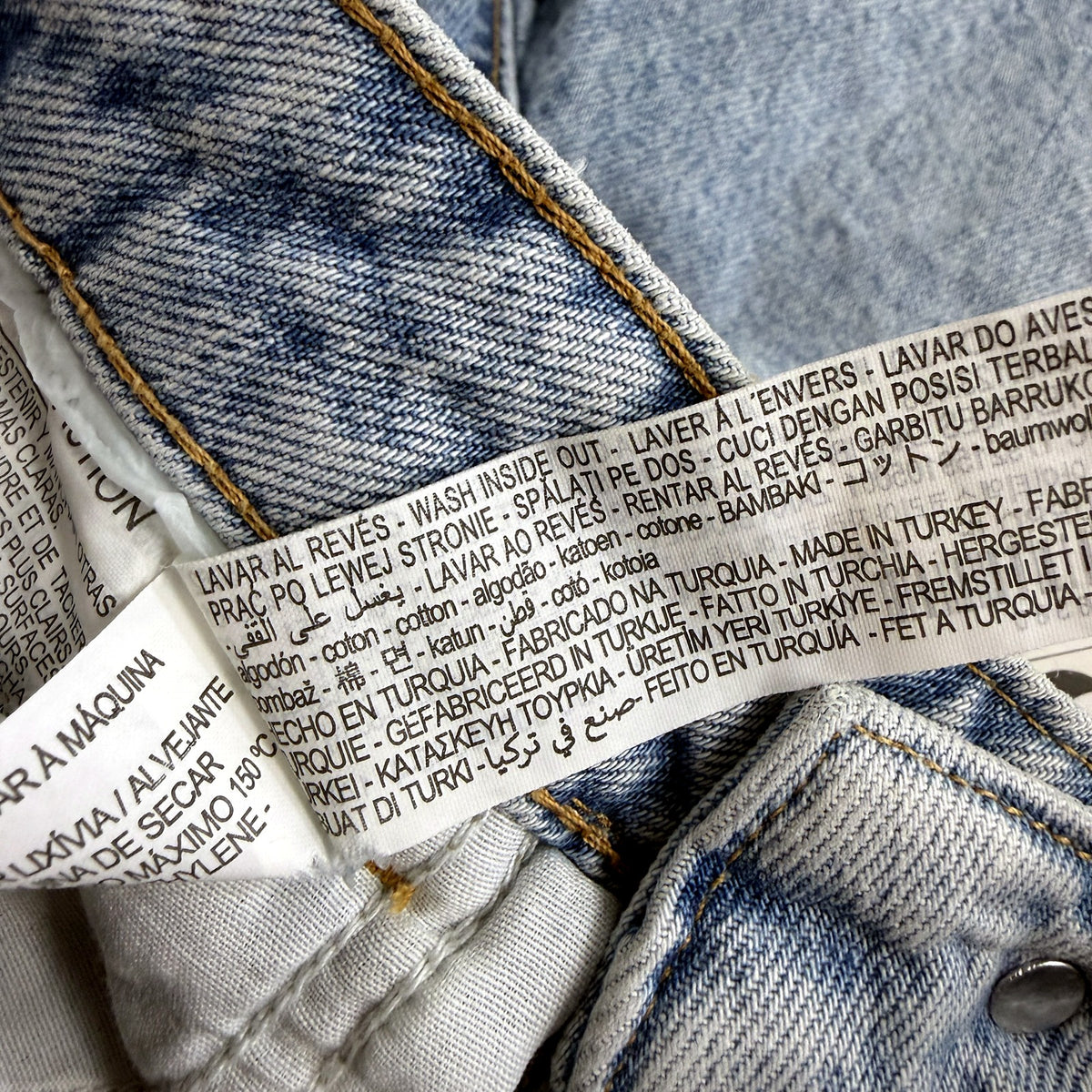 Zara Womens High Rise Distressed Denim Shorts Light Blue Size 10 NEW