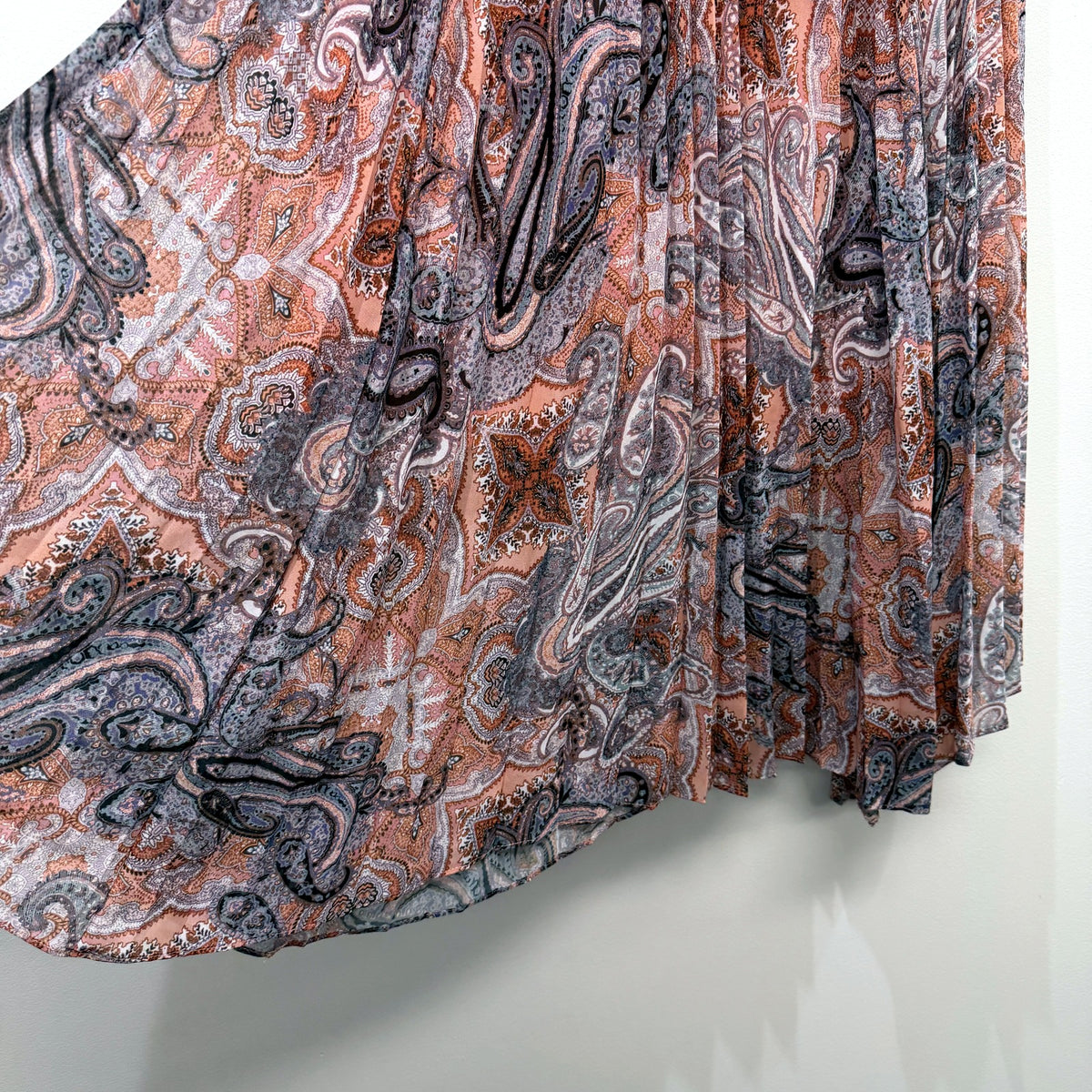 Portmans Womens Paisley Midi Skirt Handkerchief Hem Multi Color Size 10 NEW