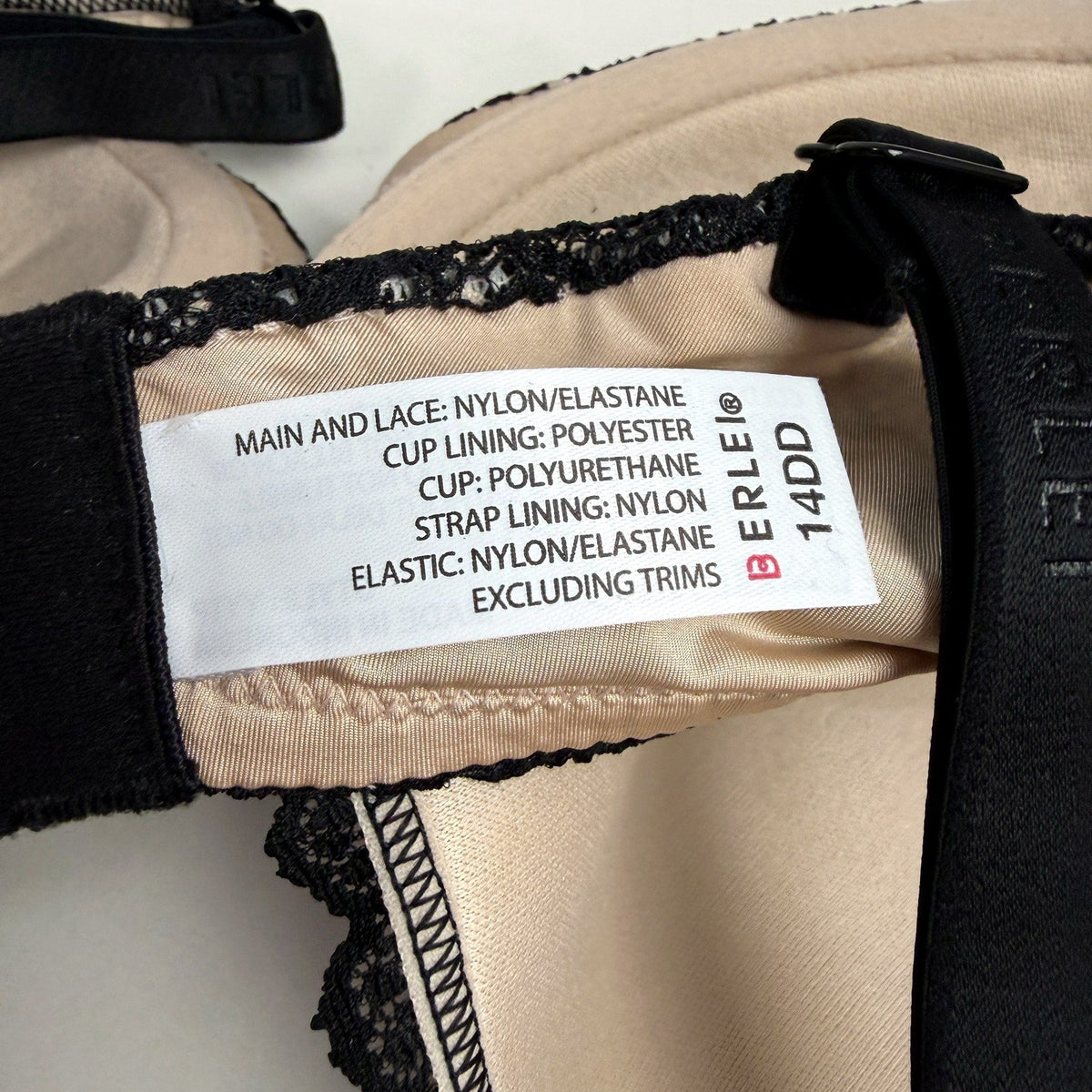 Berlei Womens Barely There Lace T-Shirt Bra 14DD Navy Black 2 Pack Size 14DD NEW