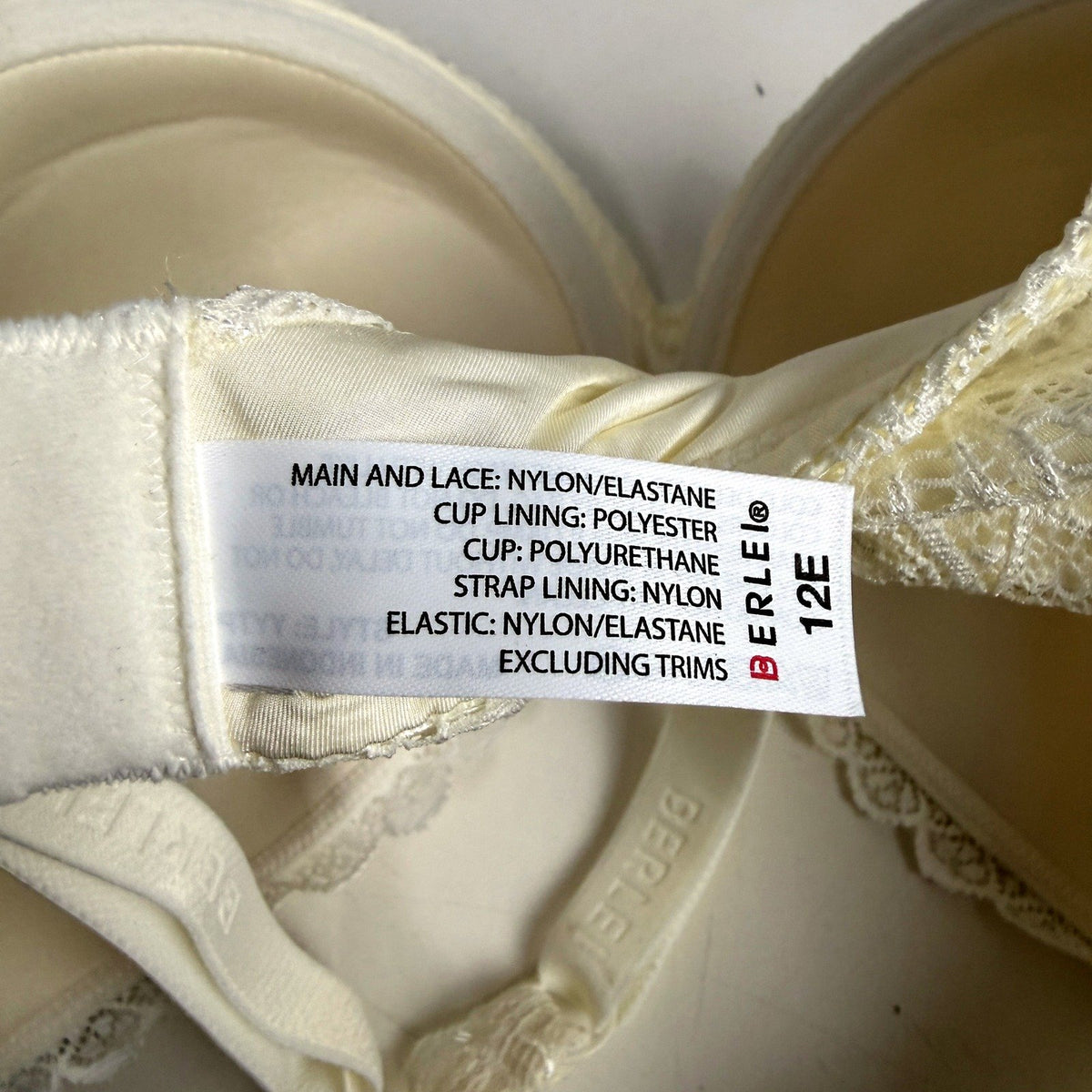 Berlei Womens Barely There Lace T-Shirt Bra 2-Pack Black White 12E NEW